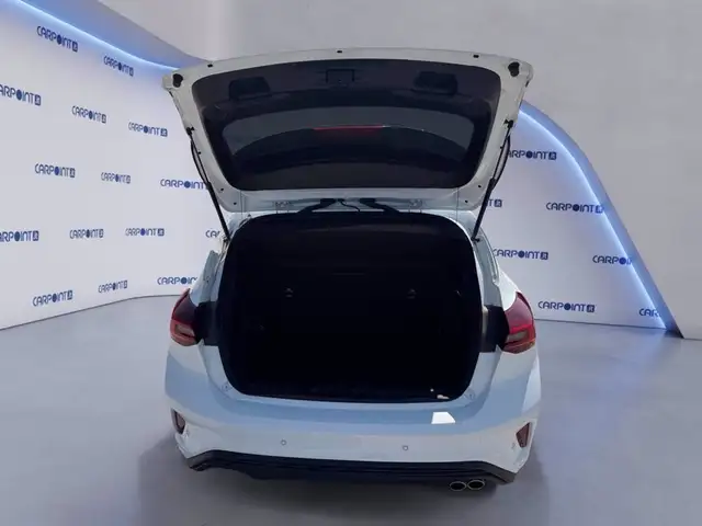 Ford Focus view 16