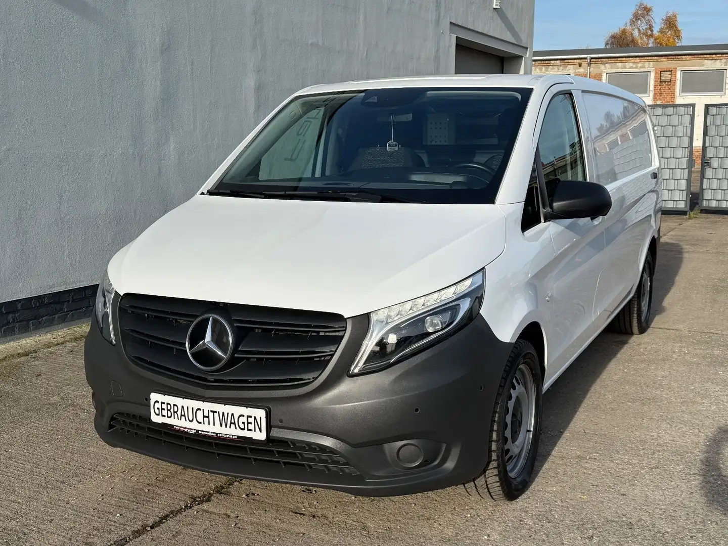 Mercedes-Benz Vito Kasten 116 CDI SELECT RWD extralang,LED, Weiß - 2