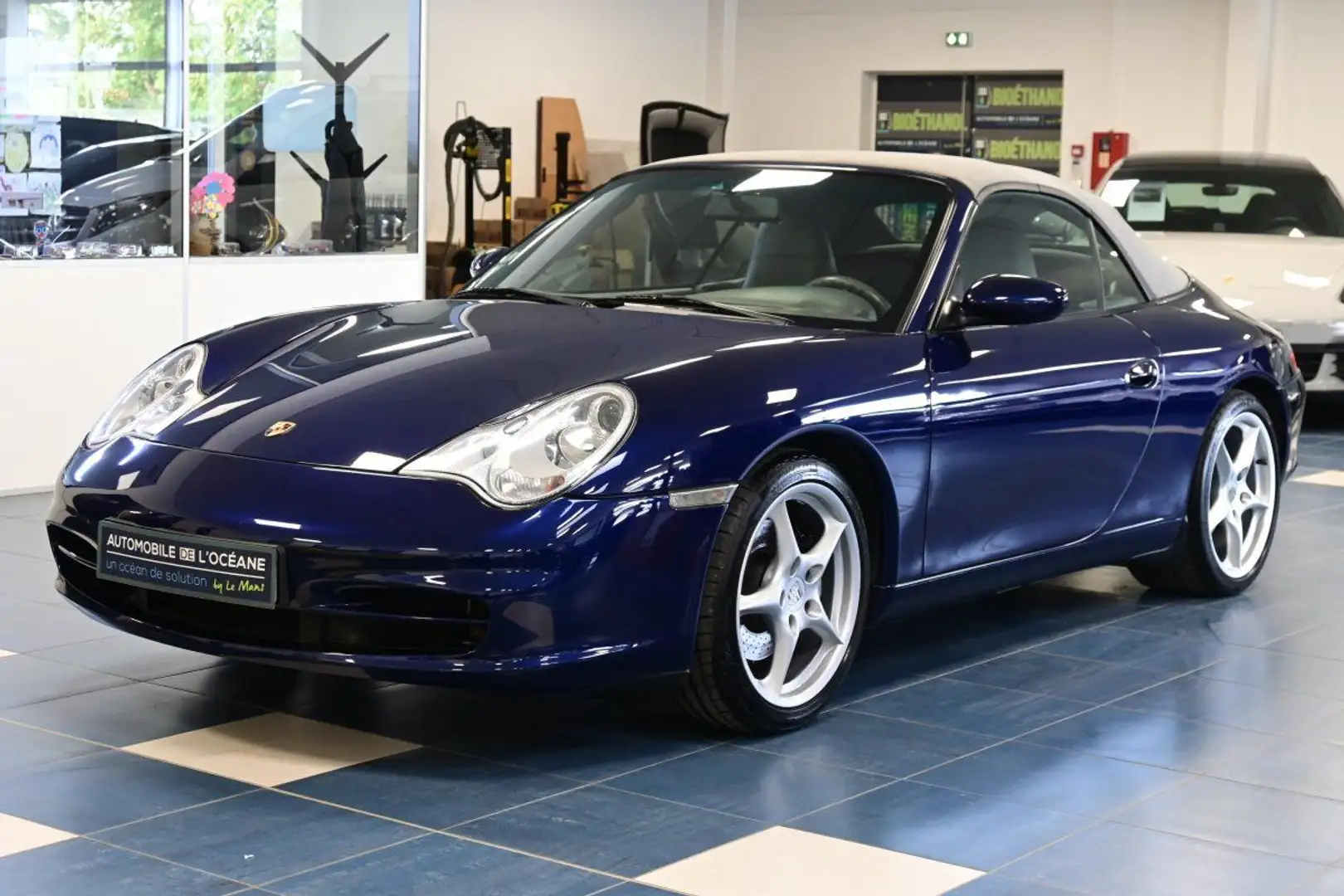 Porsche 911 CARRERA CABRIOLET 996 3.6i Tiptronic S Bleu - 1