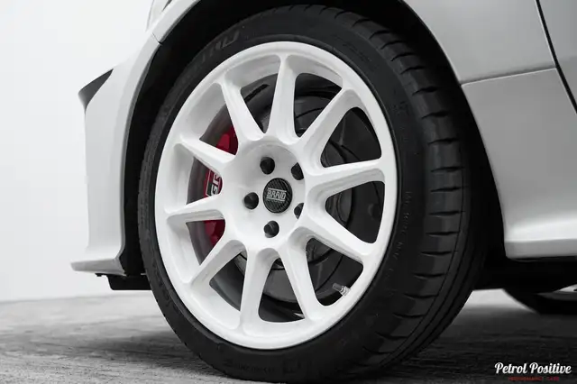 Toyota Yaris view 14