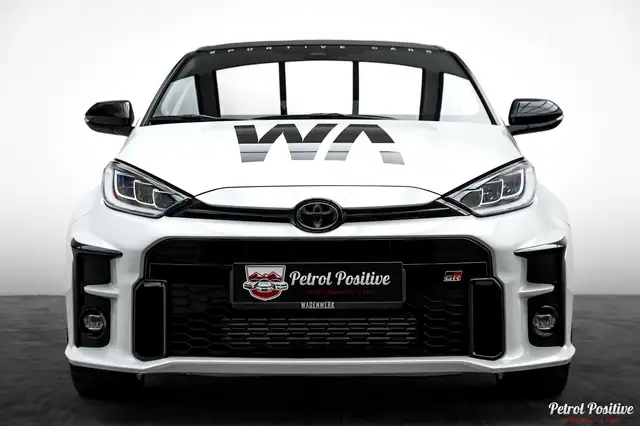Toyota Yaris view 9