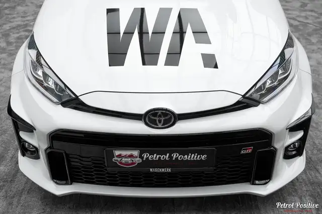 Toyota Yaris view 11