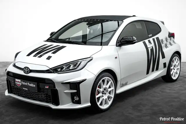 Toyota Yaris view 12