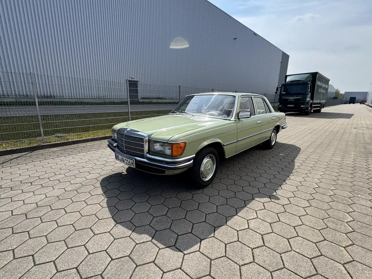 Mercedes-Benz 280 S (w116), foto 2