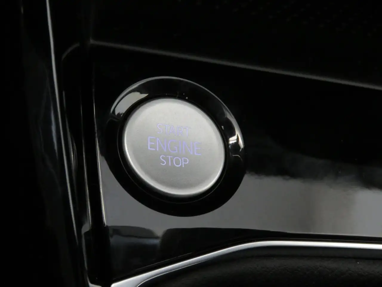 Volkswagen T-Cross Friends TSI DSG 11