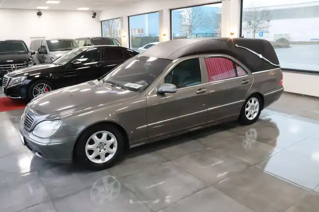 Mercedes-Benz S 500 Bestattungswagen / Leichenwagen