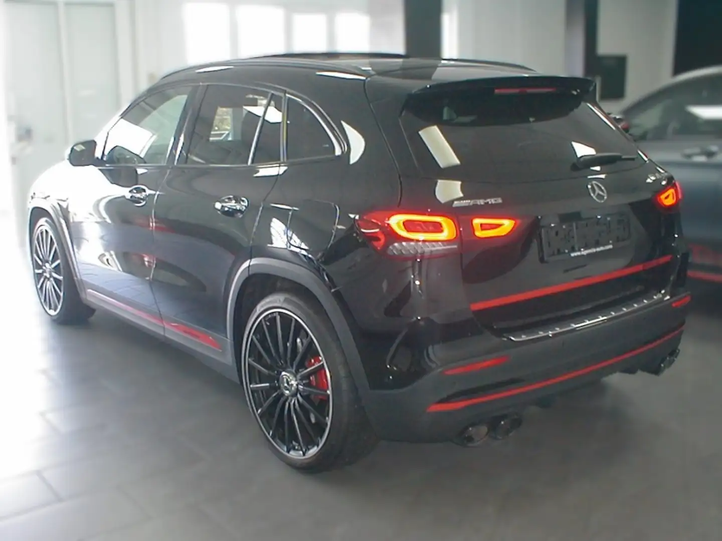 Mercedes-Benz GLA 45 AMG S 4Matic+ 8G-DCT Negro - 2