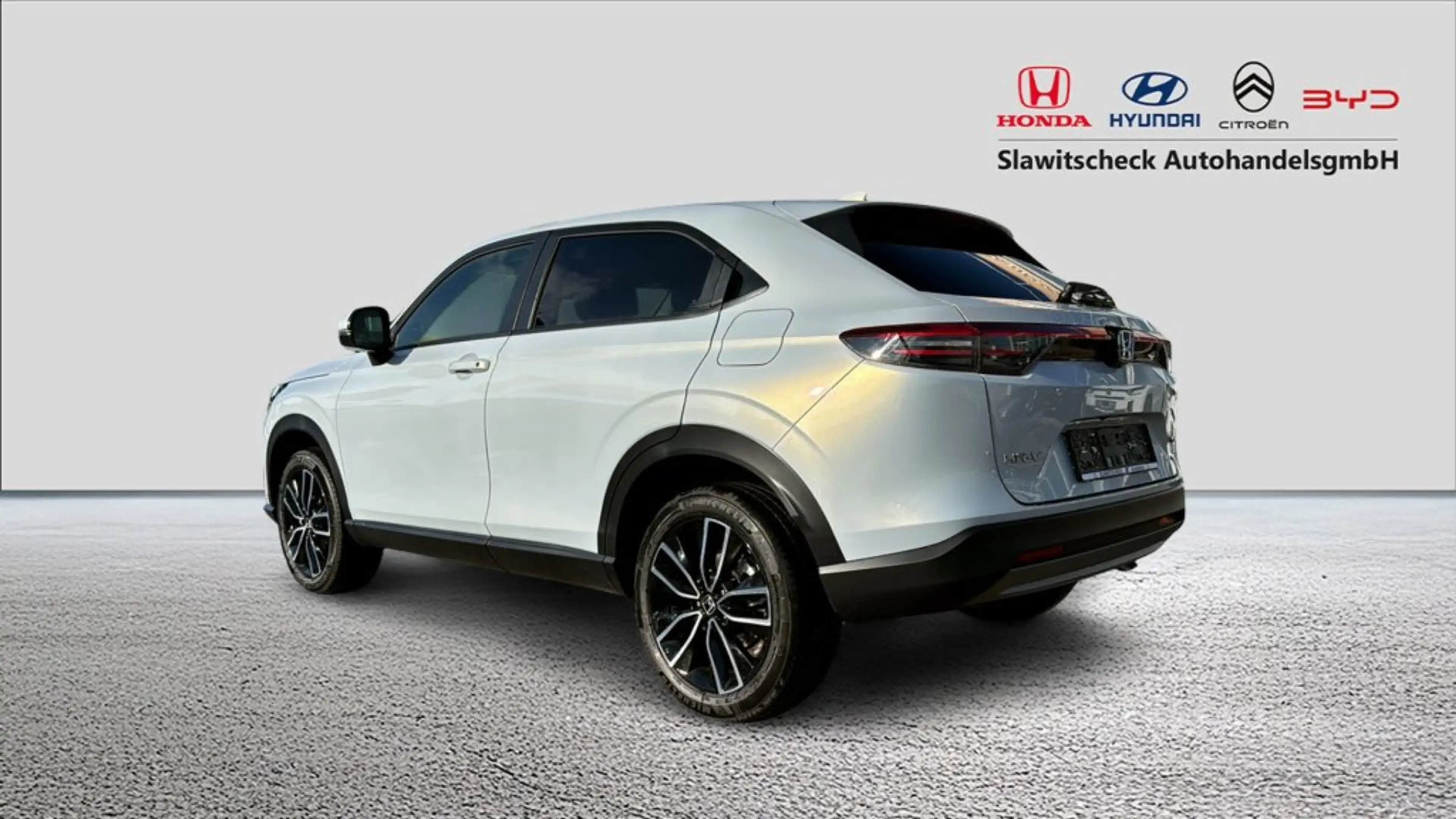 Honda HR-V e:HEV 1.5 AT Elegance — photo 3