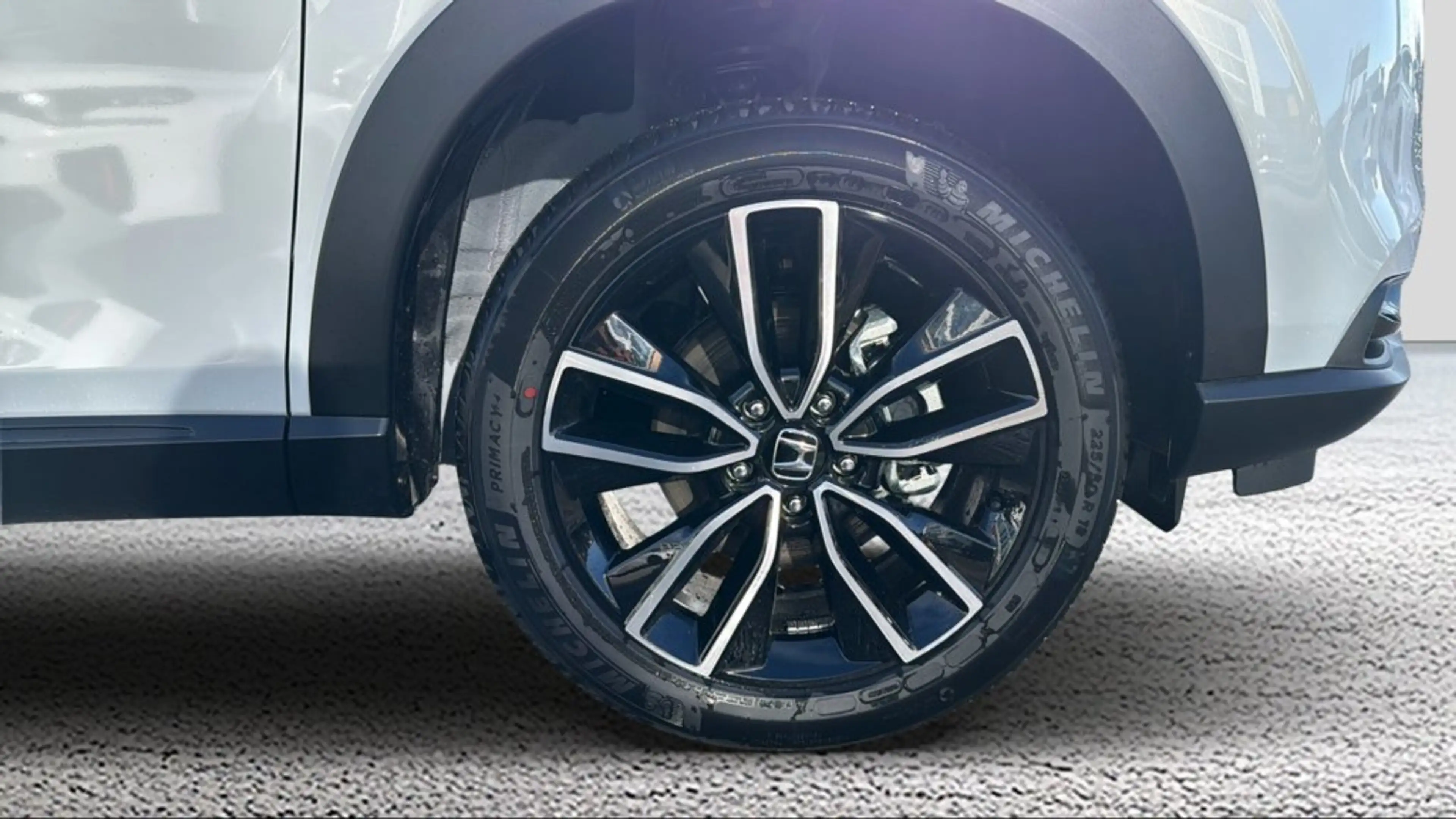 Honda HR-V e:HEV 1.5 AT Elegance — photo 12