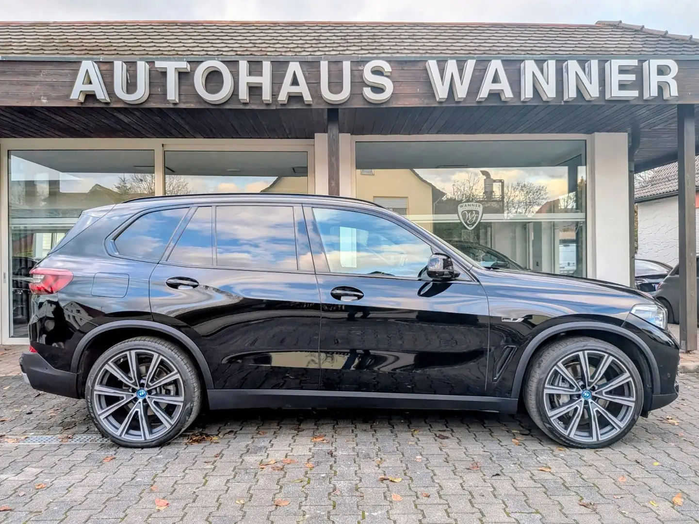BMW X5 xDrive45e *Luft*Laser*Panorama*360°Kamera*ACC Schwarz - 2