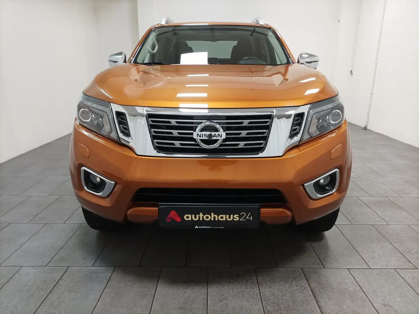 Nissan Navara 4x4 2.3 dCi N-Connecta|Doka|Navi|Tempo. Orange - 2
