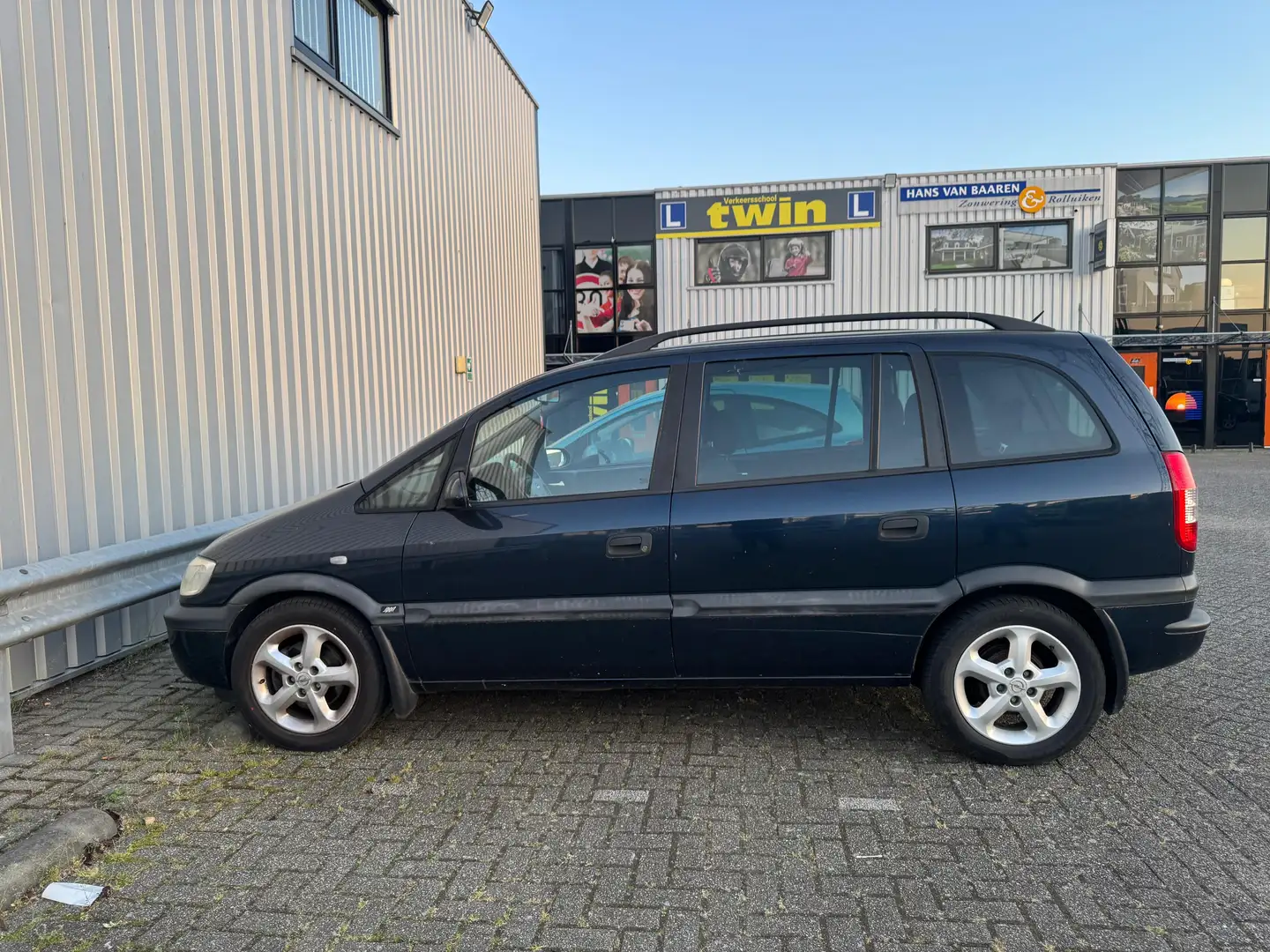 Opel Zafira 1.6-16V Elegance 7 persoons AIRCO Azul - 2