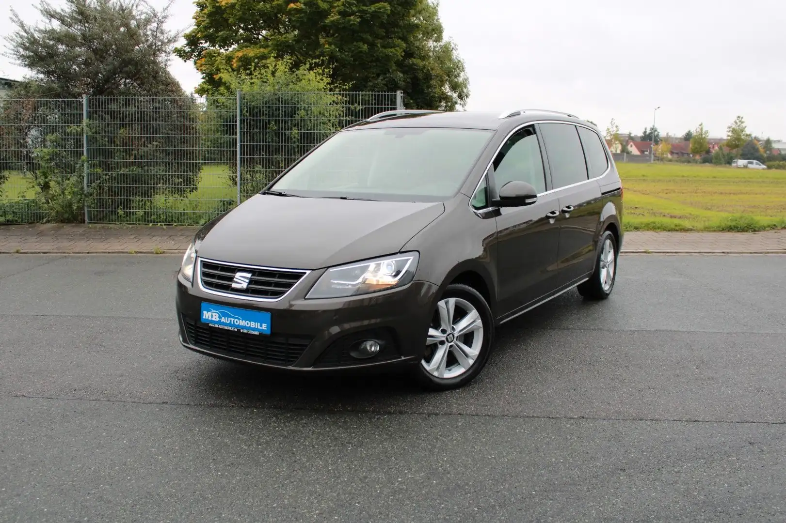 SEAT Alhambra Style Plus Kamera Navi Xenon 8-Fach Braun - 1