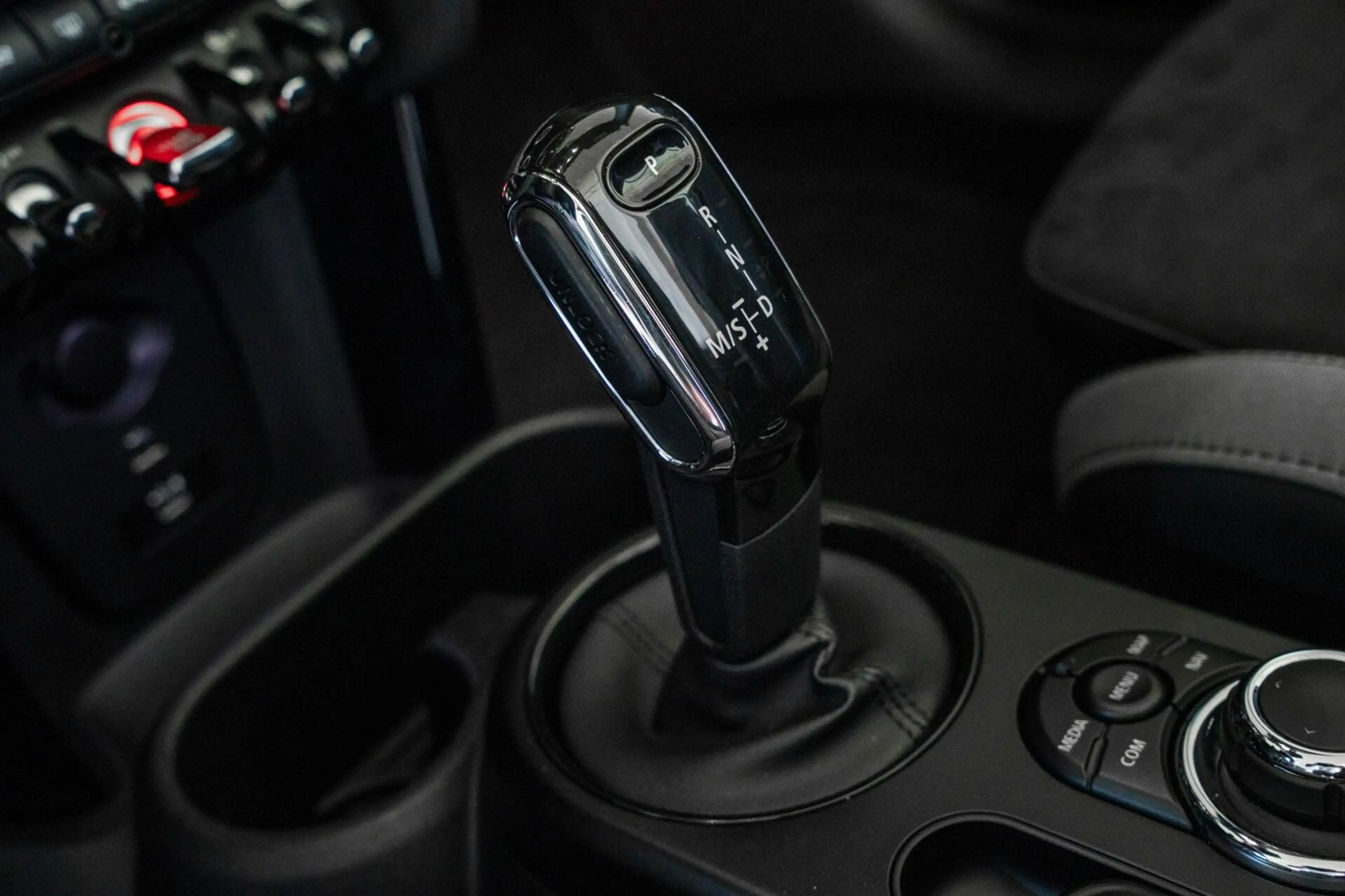 MINI Cooper S Cabrio 2.0 John Cooper Works / Headup / Harman Kardon / C — photo 27