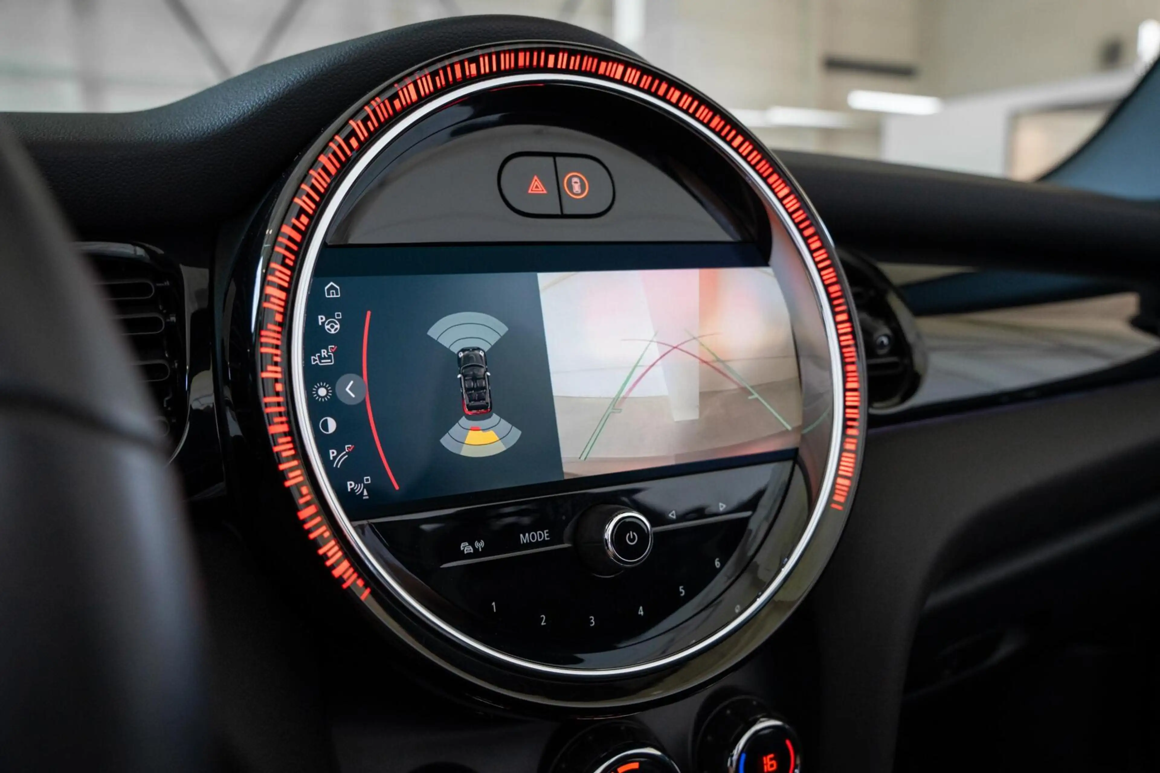 MINI Cooper S Cabrio 2.0 John Cooper Works / Headup / Harman Kardon / C — photo 21