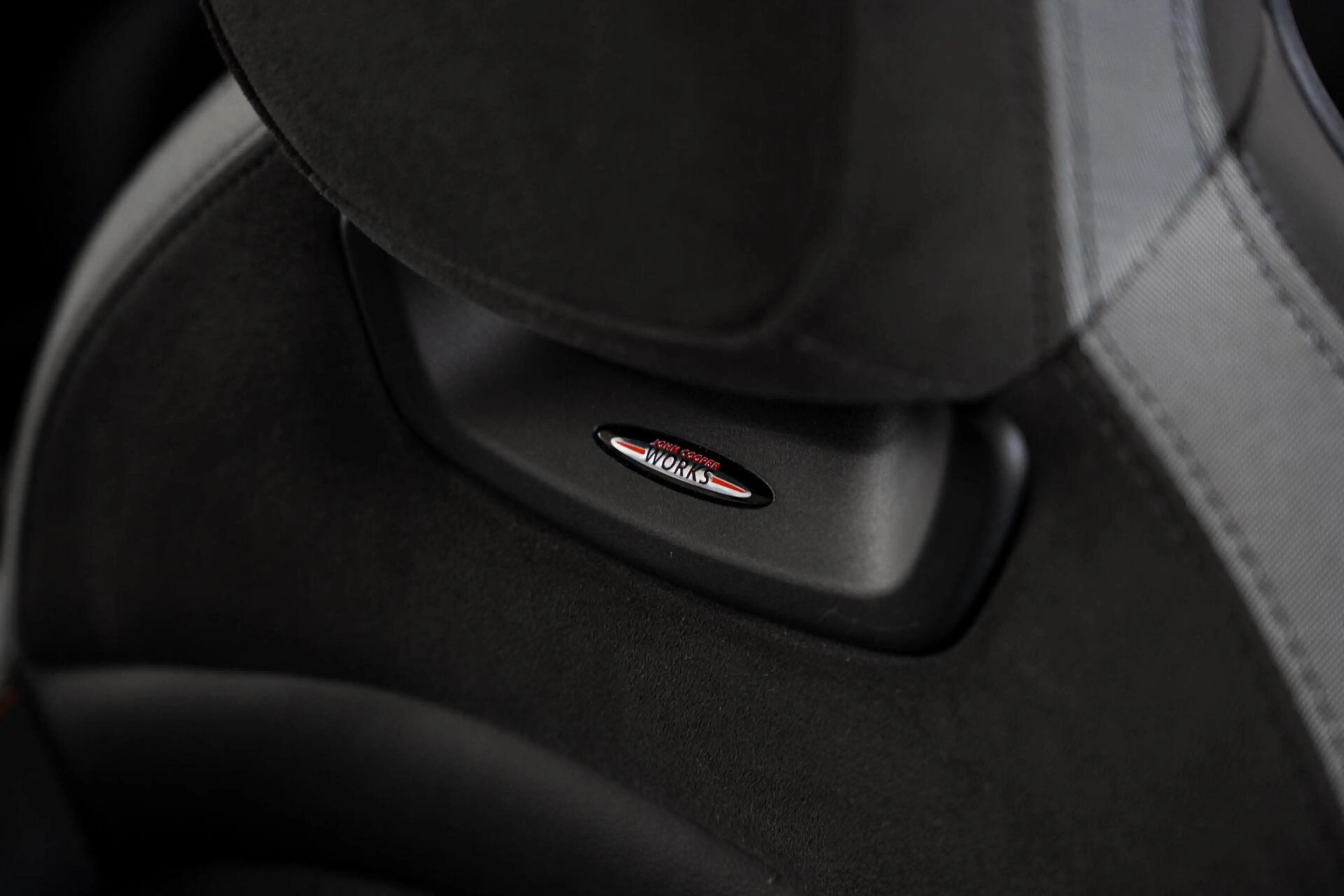 MINI Cooper S Cabrio 2.0 John Cooper Works / Headup / Harman Kardon / C — photo 14