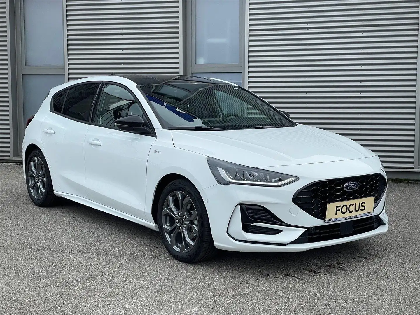 Ford Focus ST-Line X 125PS mHEV Blanc - 1
