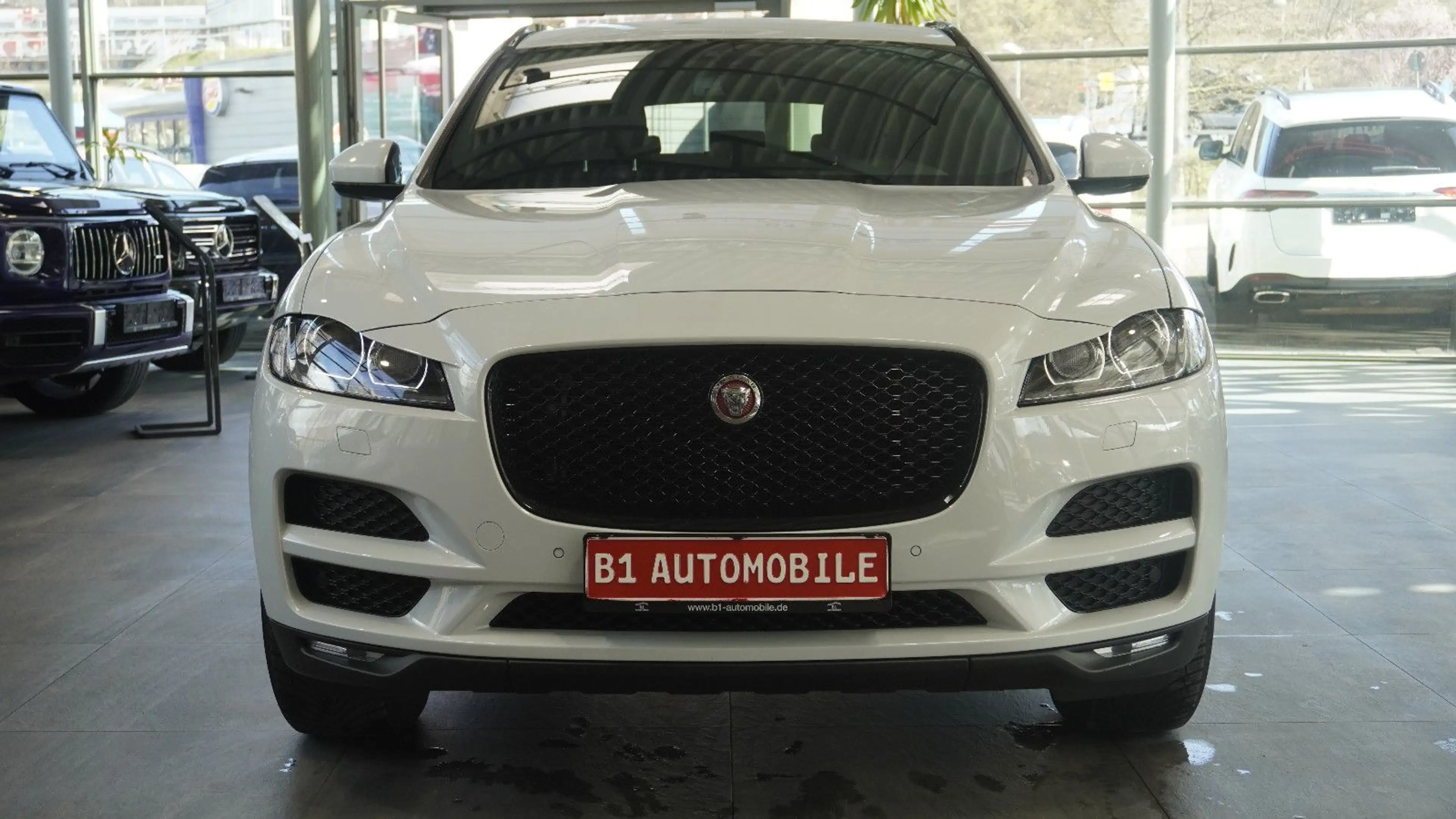 Jaguar F-Pace Prestige AWD*MERIDIAN*NAVI*KAM* — photo 2