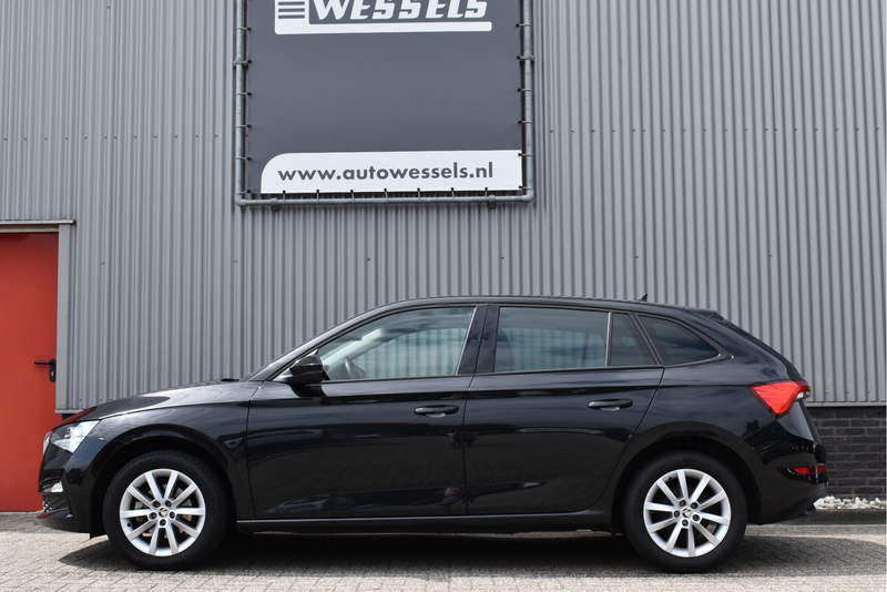 Skoda Scala 1.0 TSI Ambition Carplay, Climate control, Cruise — photo 5