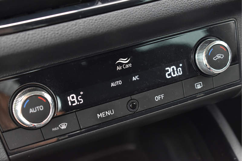 Skoda Scala 1.0 TSI Ambition Carplay, Climate control, Cruise — photo 8
