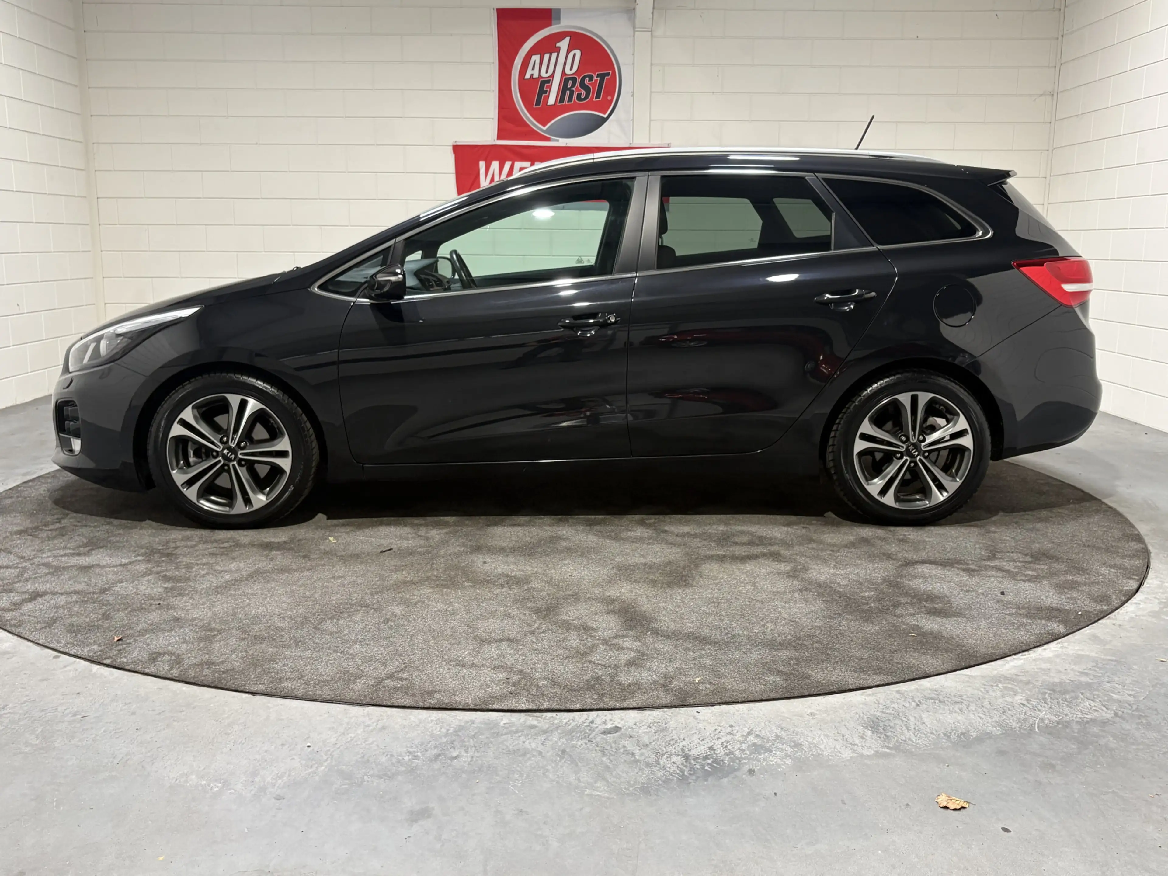 Kia Ceed SW / cee'd SW Sportswagon 1.0 T-GDi GT-Line, Dealer onderhouden, — photo 2