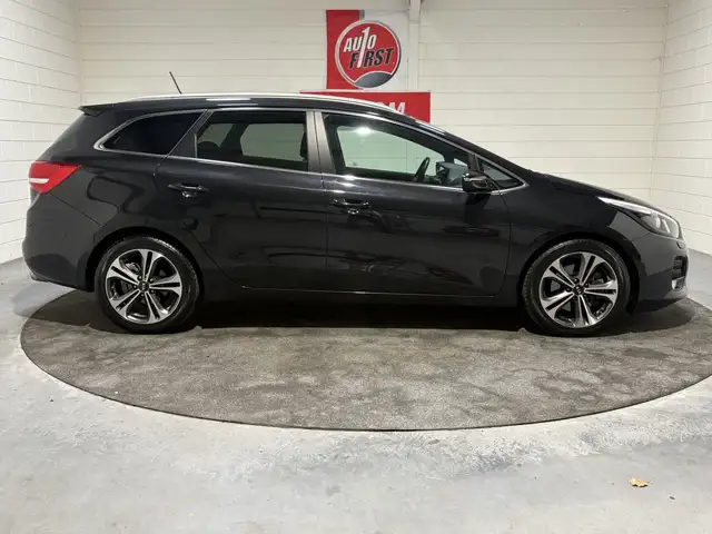 Kia Ceed view 5