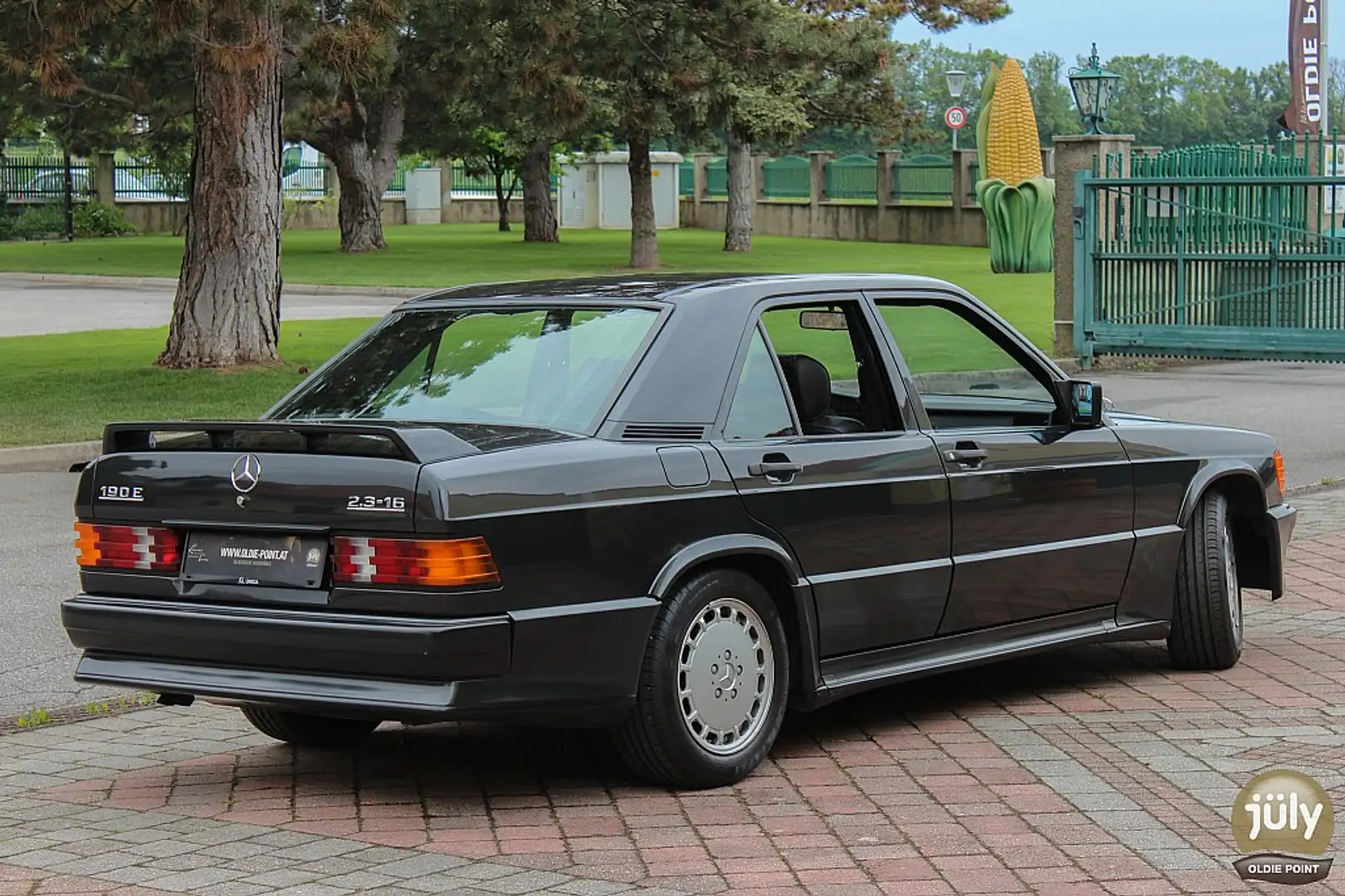 Mercedes-Benz 190 190 E 2.3-16 aus österr. Erstbesitz Negru - 1