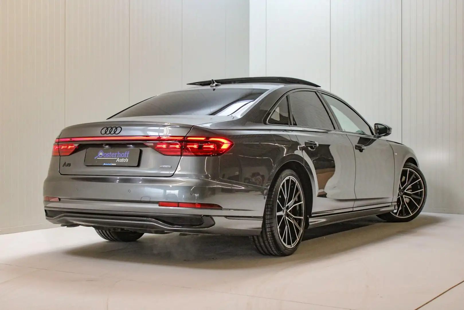 Audi A8 60 TFSI e Quattro B&O Advanced | ACHTERASBESTURING Gris - 2