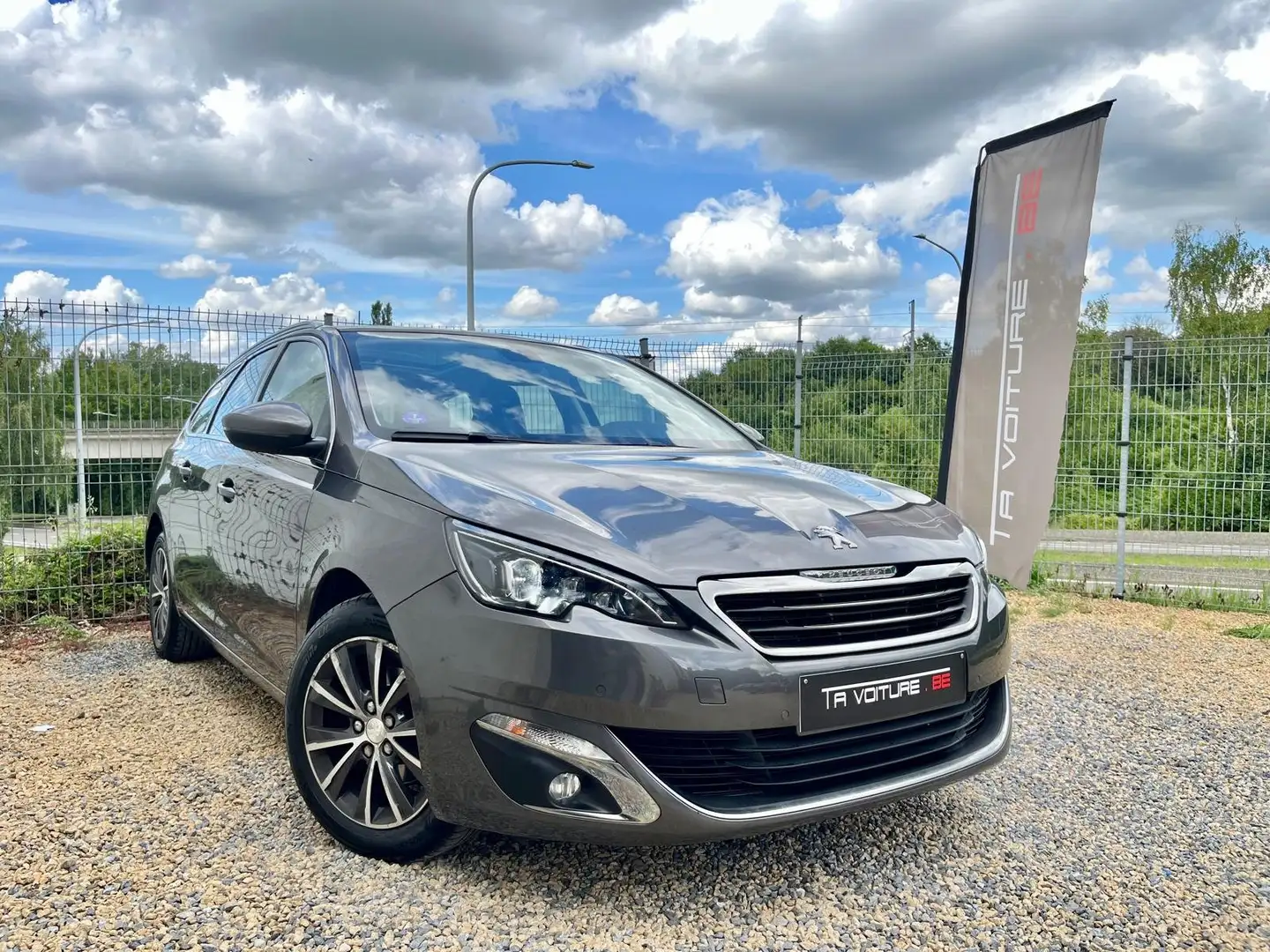 Peugeot 308 308 SW 1.2 PureTech Allure LED/NAVI/PANO/CAMERA/CC Gri - 1