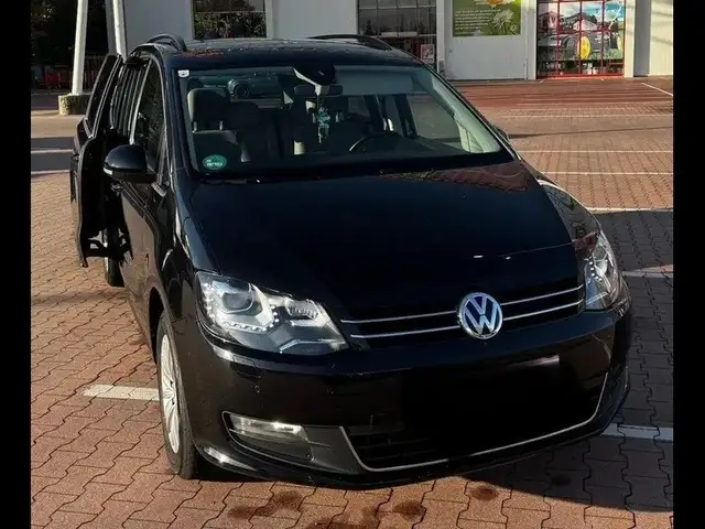 Volkswagen Sharan 2.0 TDI DSG Highline 7 Sitze