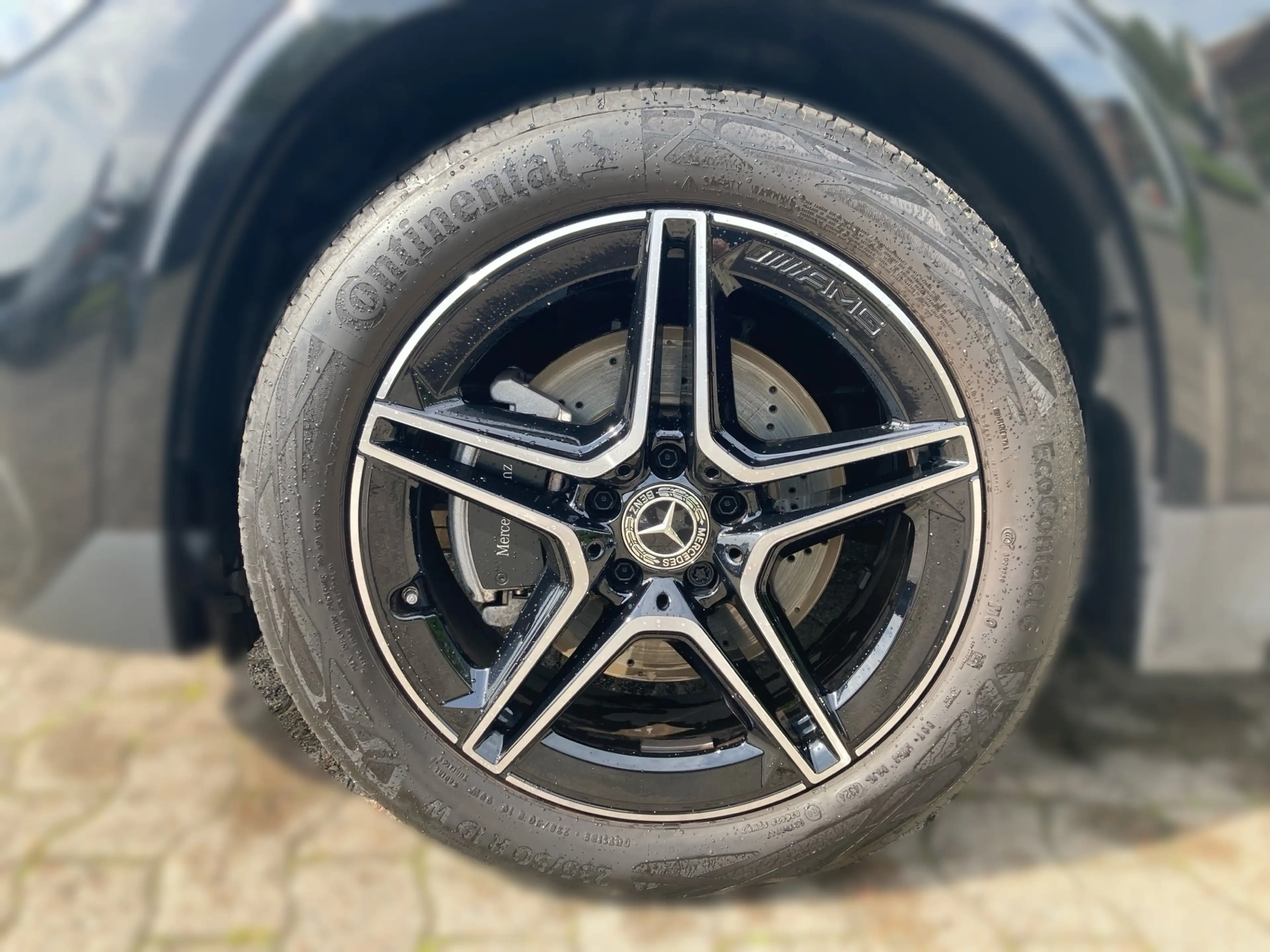Mercedes-Benz GLA 220 d 4M AMG+Navi+AHK+Kam+LED+AdvSound+Night — photo 6