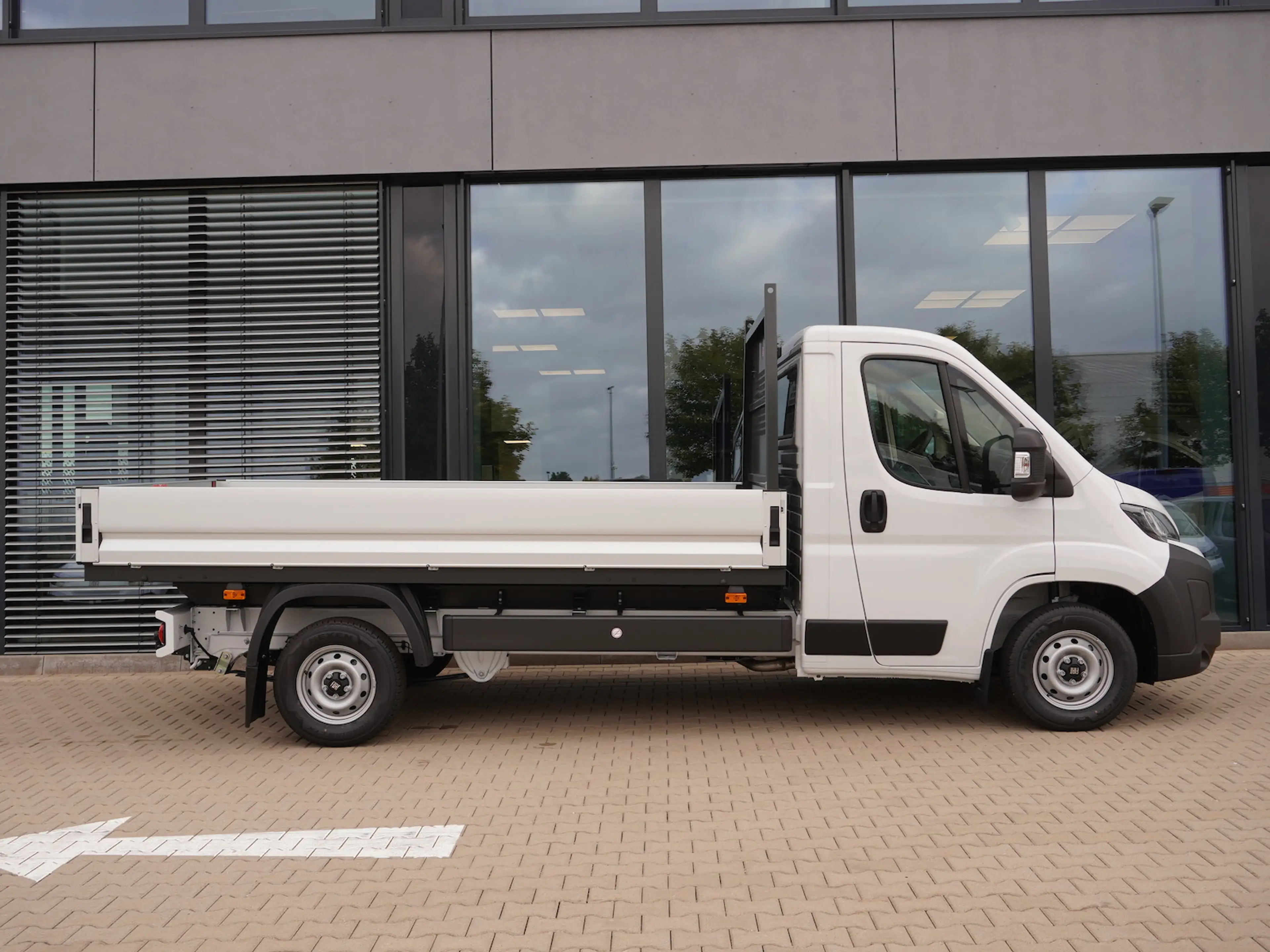 Fiat Ducato Pritsche 35 L2S / Anhängerkupplung — photo 3