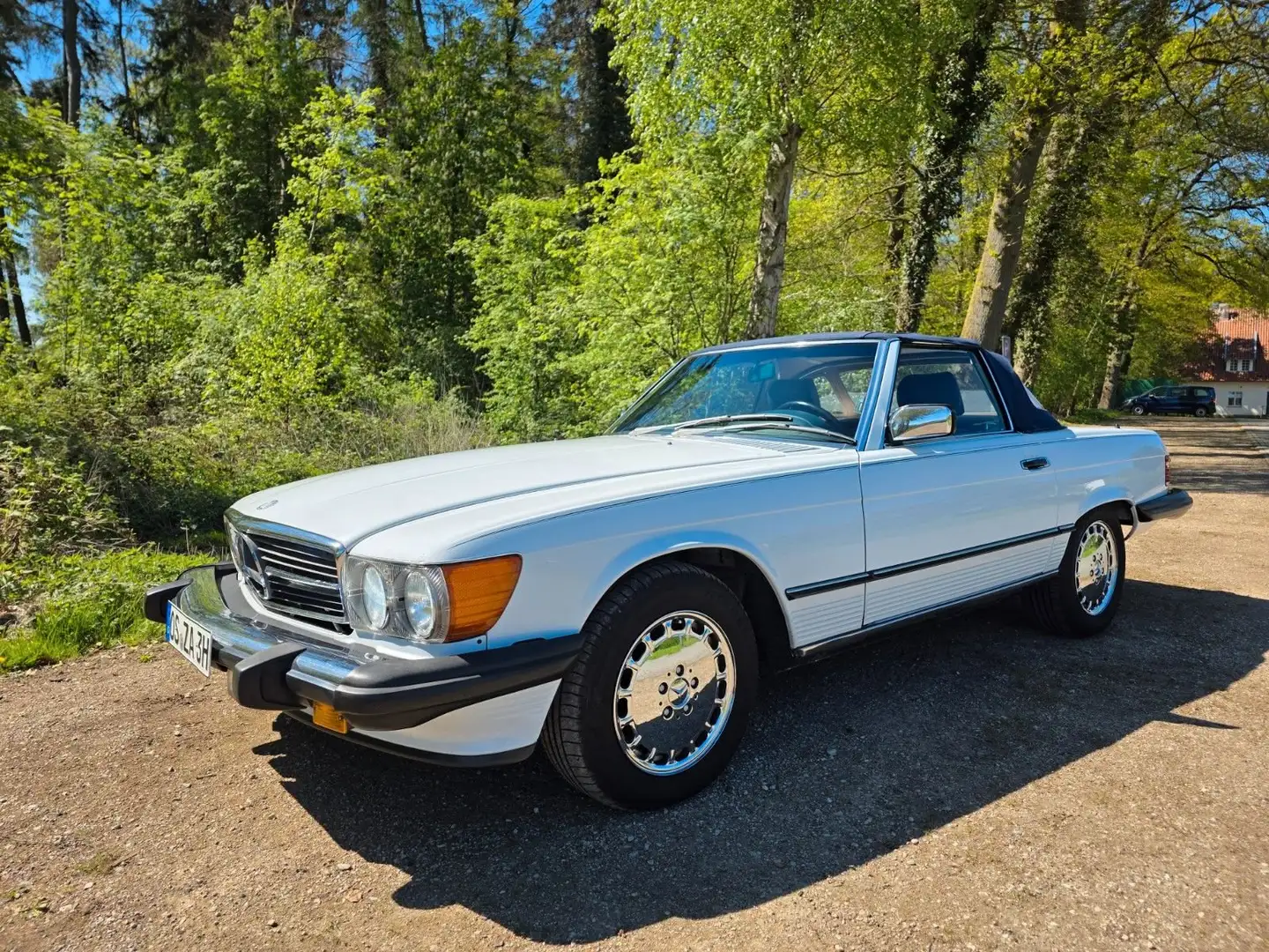 Mercedes-Benz SL 560 seit 2013 in einer Hand, sehr gepflegtes Fahrzeug - 1
