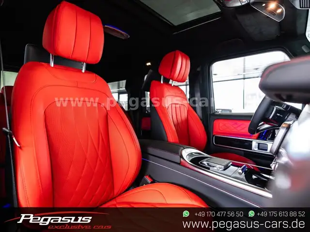 Mercedes-Benz G-Class view 2