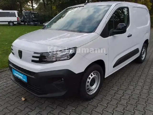 Peugeot Partner L1H1/M Ganzjahresreifen , 3-Sitzer