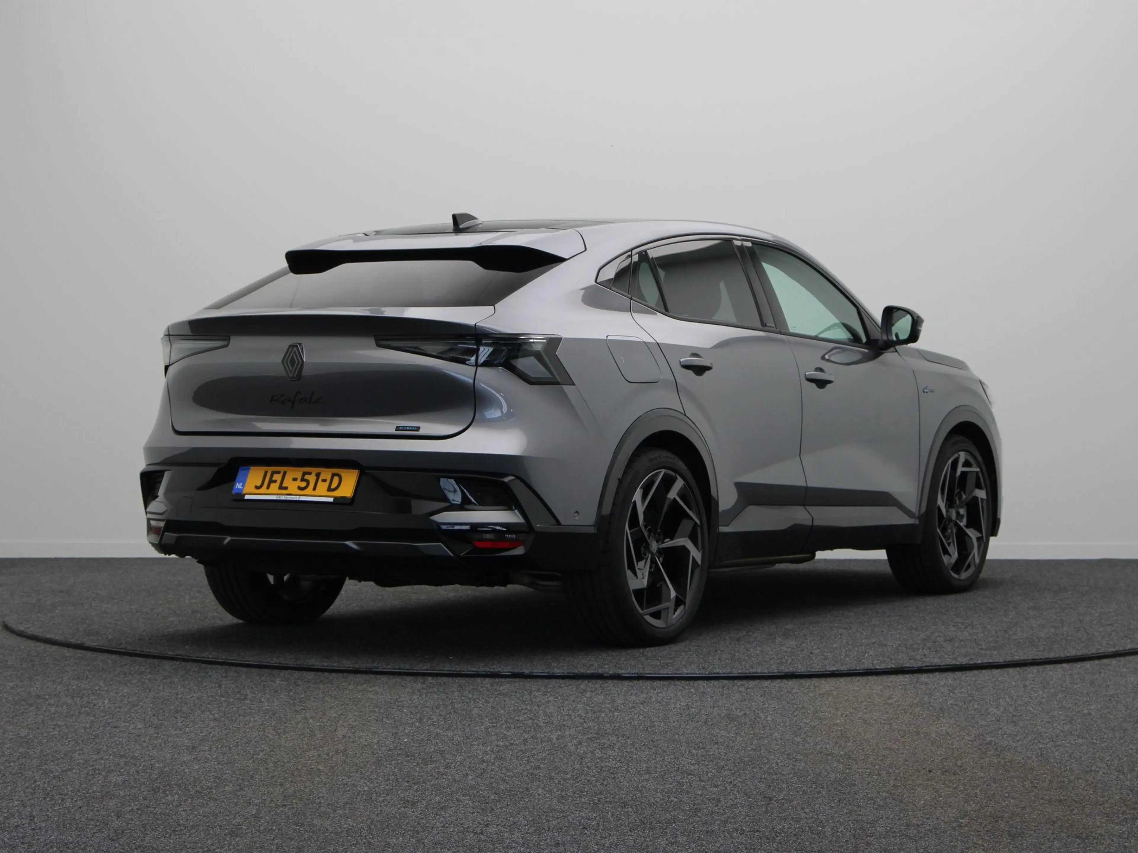 Renault Rafale E-Tech 4x4 plug-in hybrid 300pk atelier Alpine | S — photo 11
