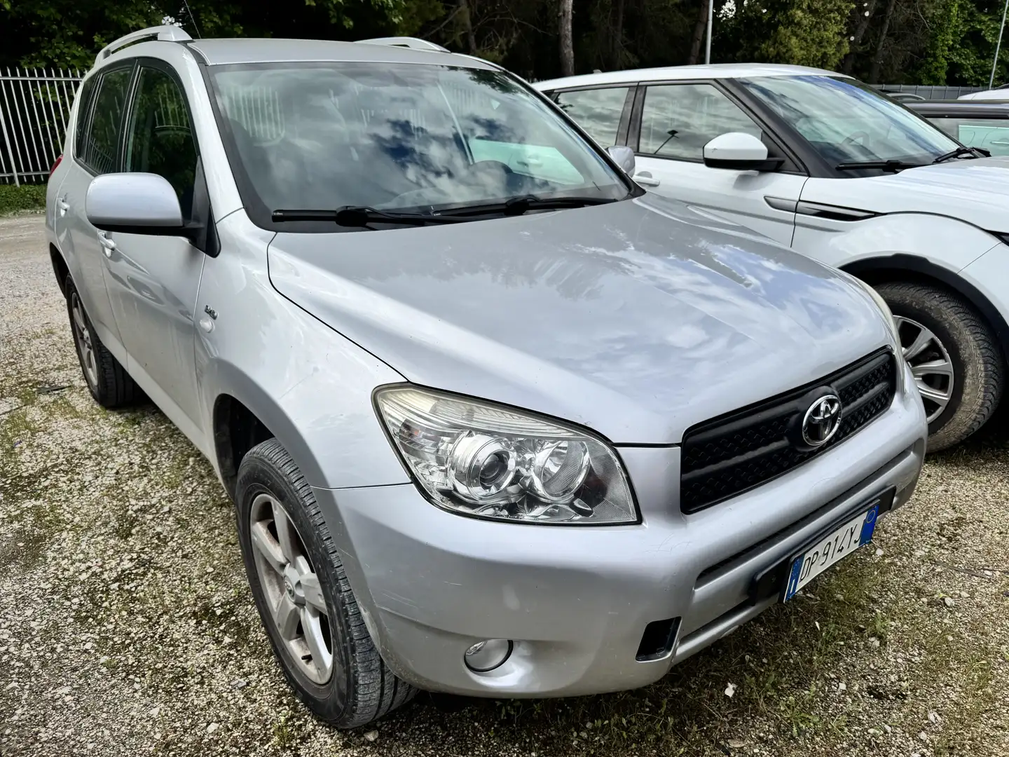 Toyota RAV 4 RAV4 2.2 d-4d Sol 136cv dpf Argent - 2