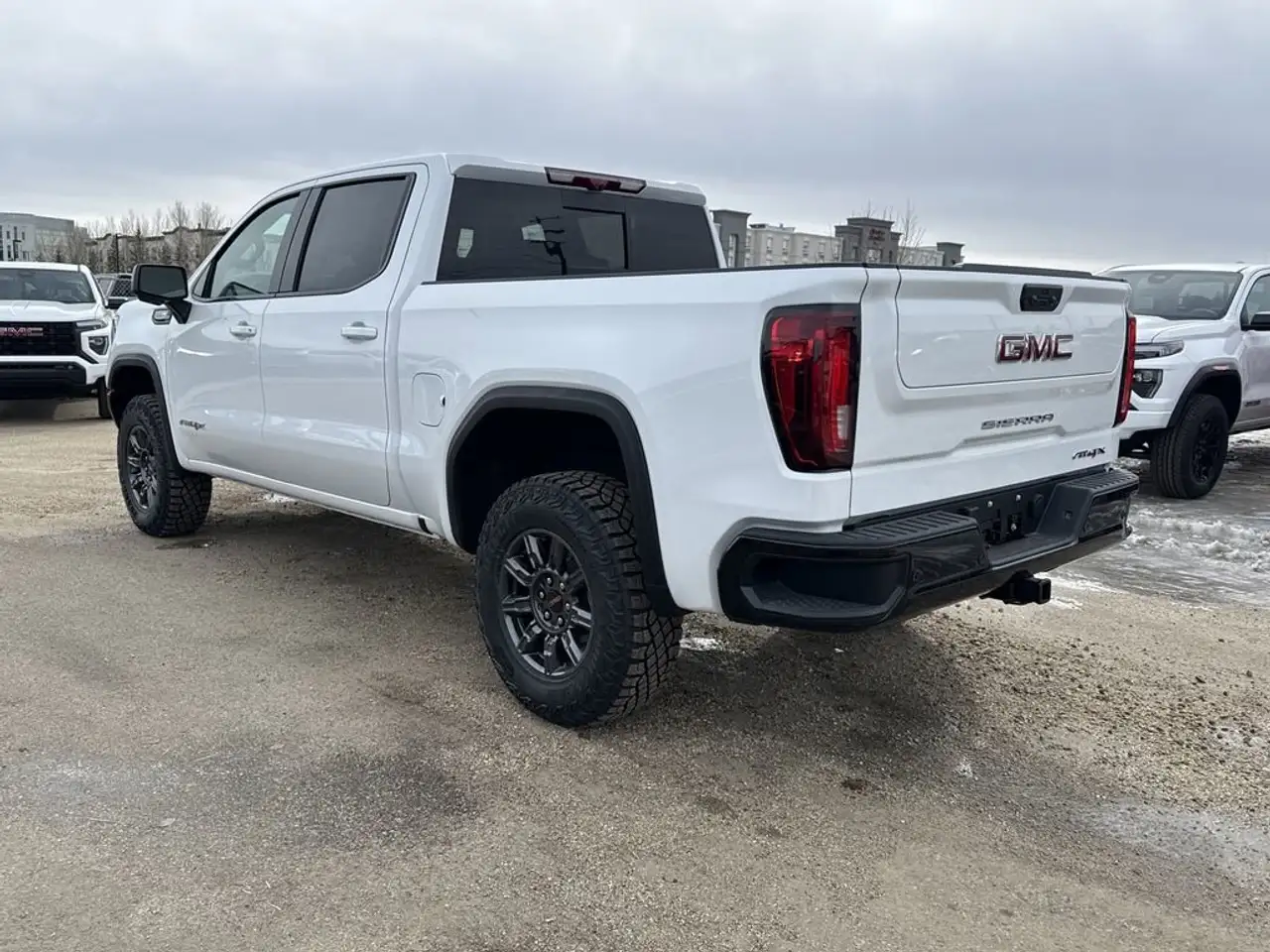 GMC Sierra 1500 снимка GMC Sierra 1500