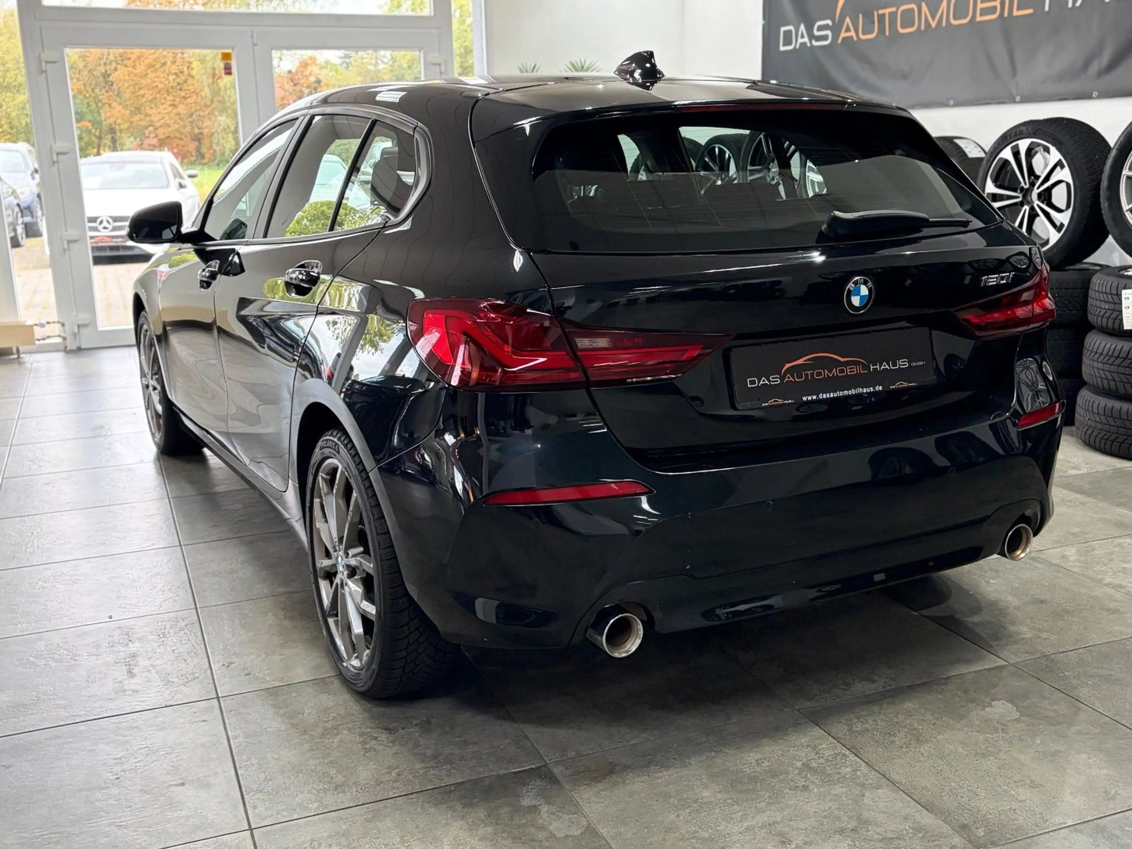 BMW 120 1 Limousine*LED*LiveCockpit*Automatik*Hifi* — photo 8
