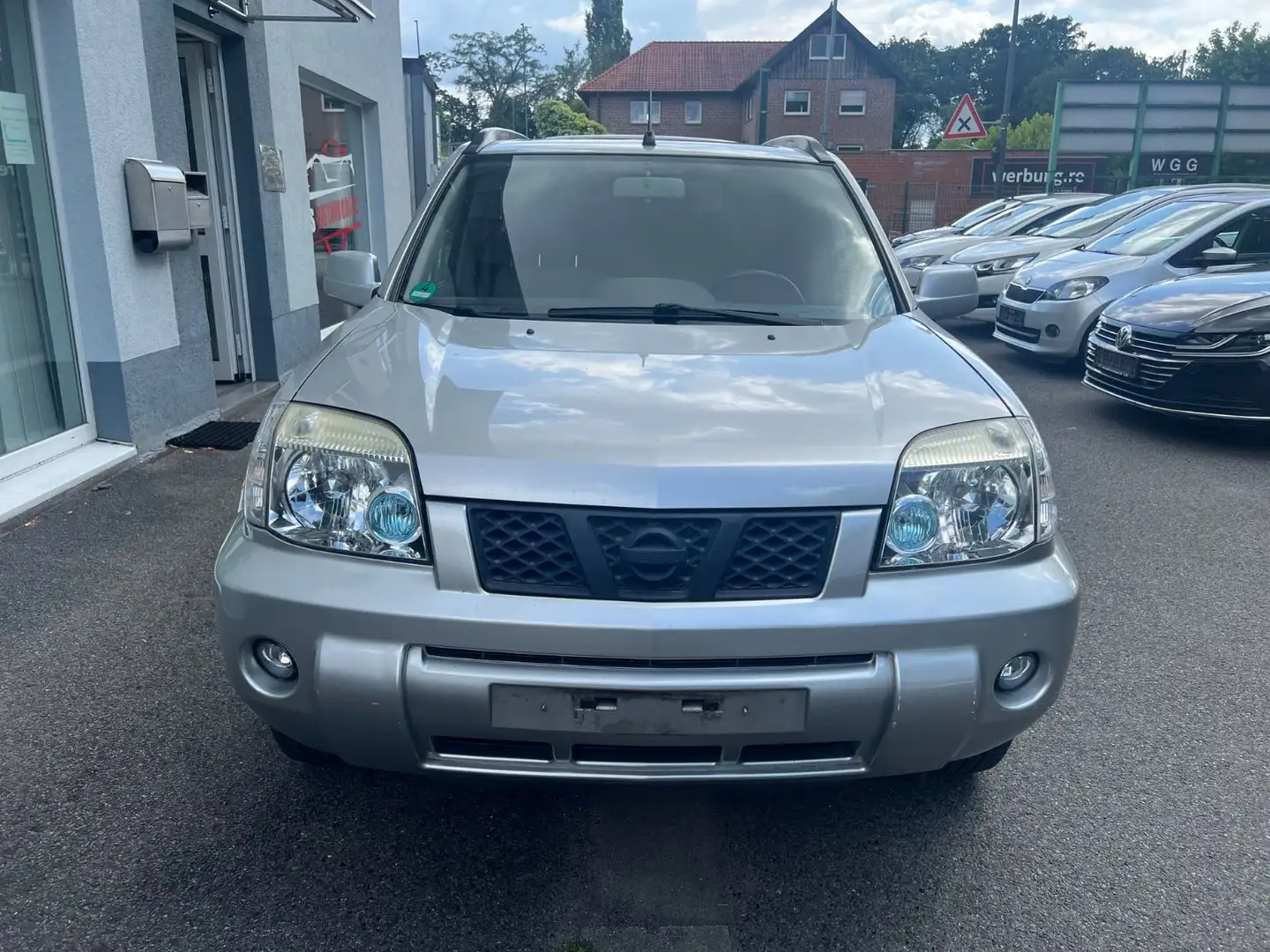 Nissan X-Trail Columbia"Allrad"Automatik"Navi"Schiebeda Silber - 2