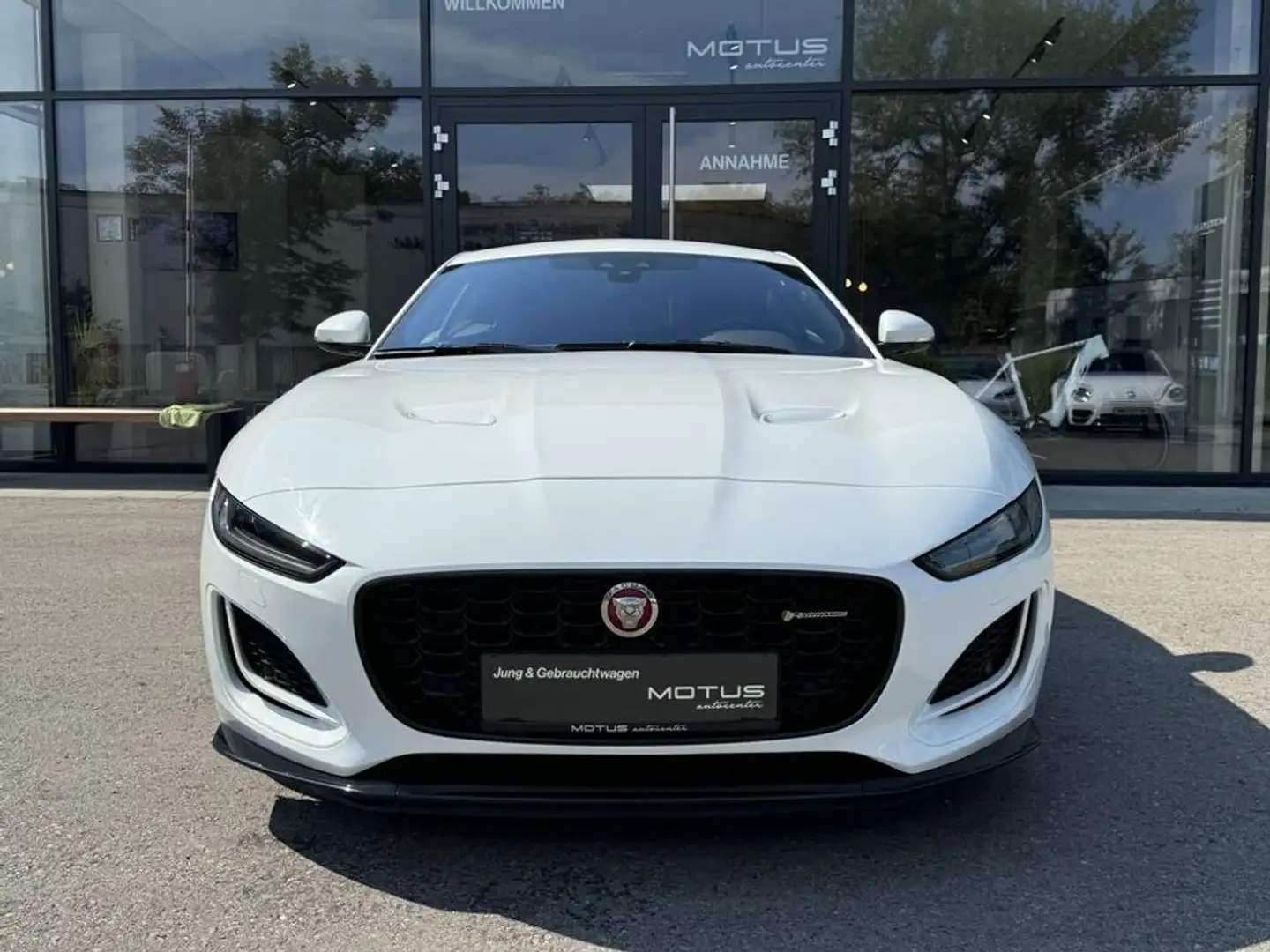 Jaguar F-Type P300 R-Dynamic Coupe AKTIONSPREIS! Weiß - 2