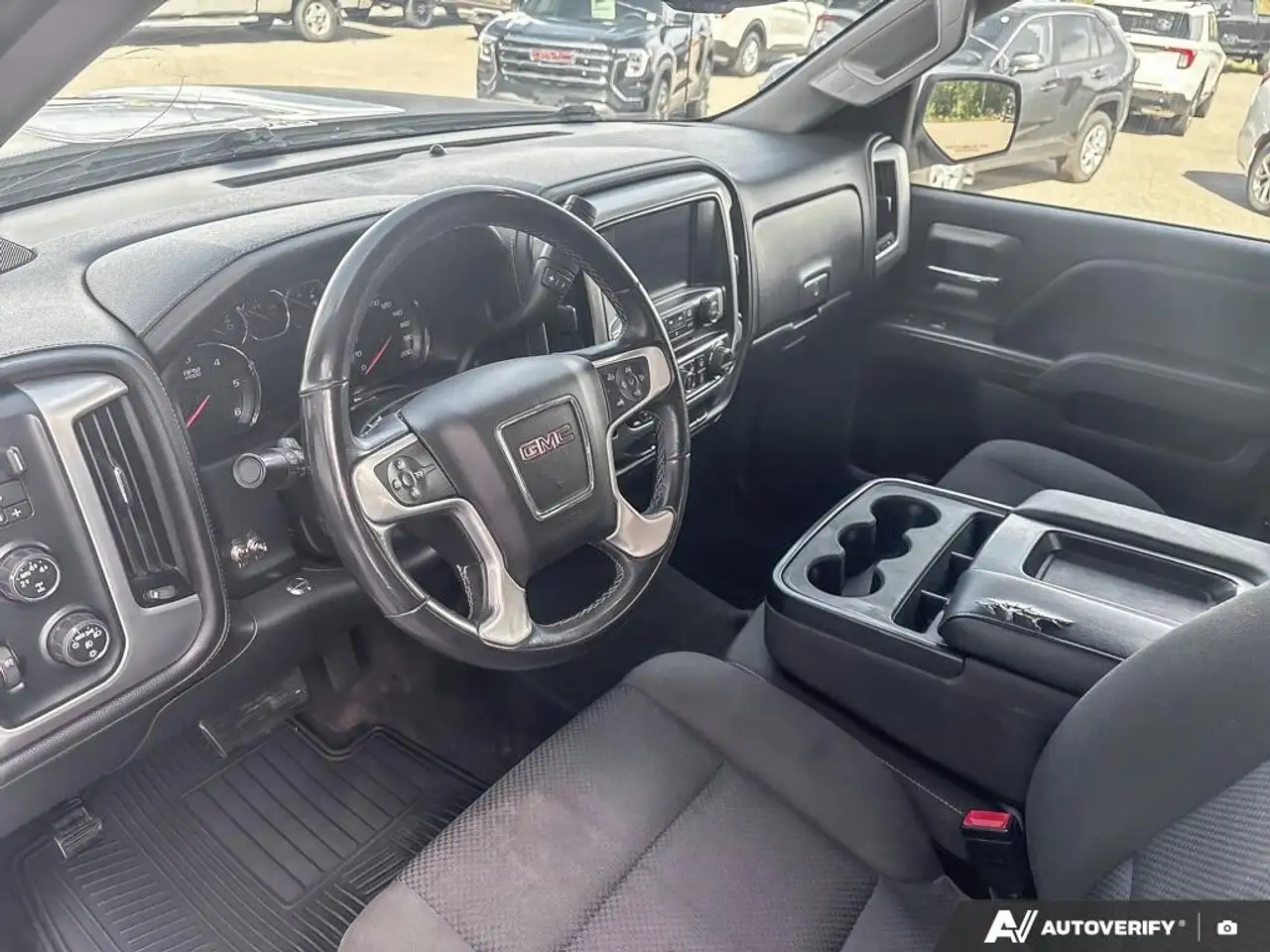 GMC Sierra 1500 fotografie GMC Sierra 1500
