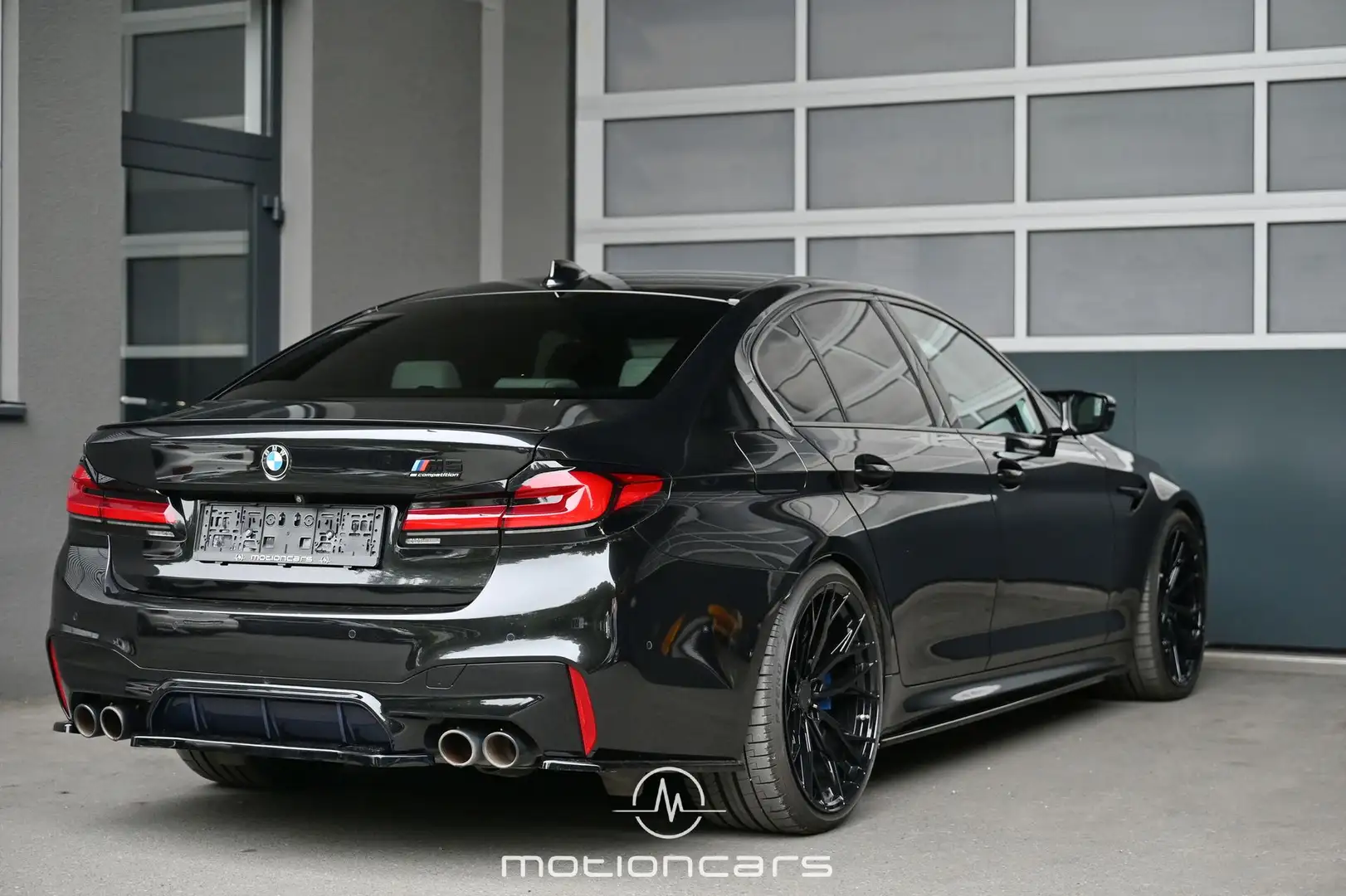 BMW M5 Competition EXP € 57.980,- Schwarz - 2