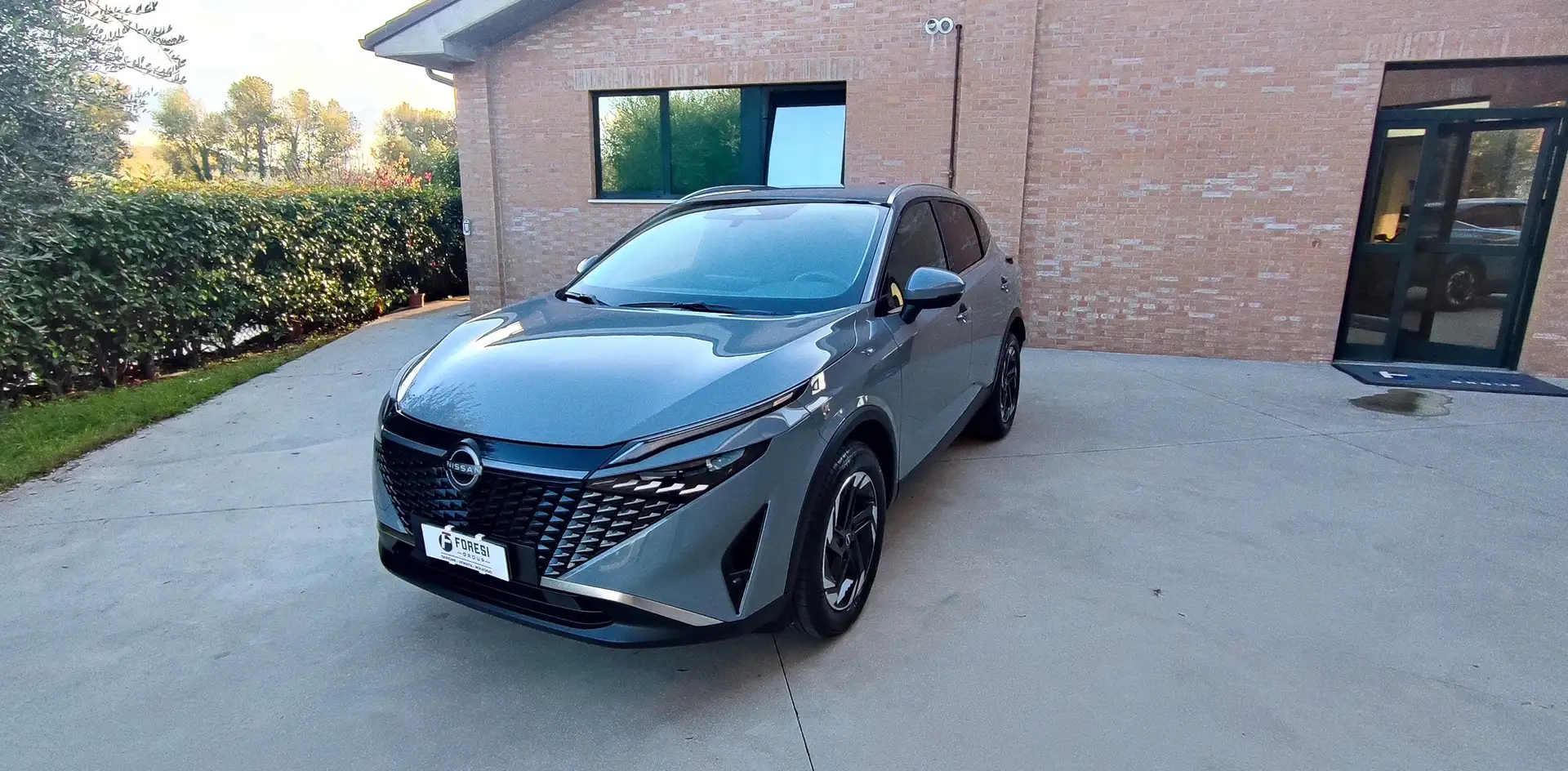 Nissan Qashqai Qashqai III 2024 1.3 mhev N-Connecta 2wd 140cv Gris - 2