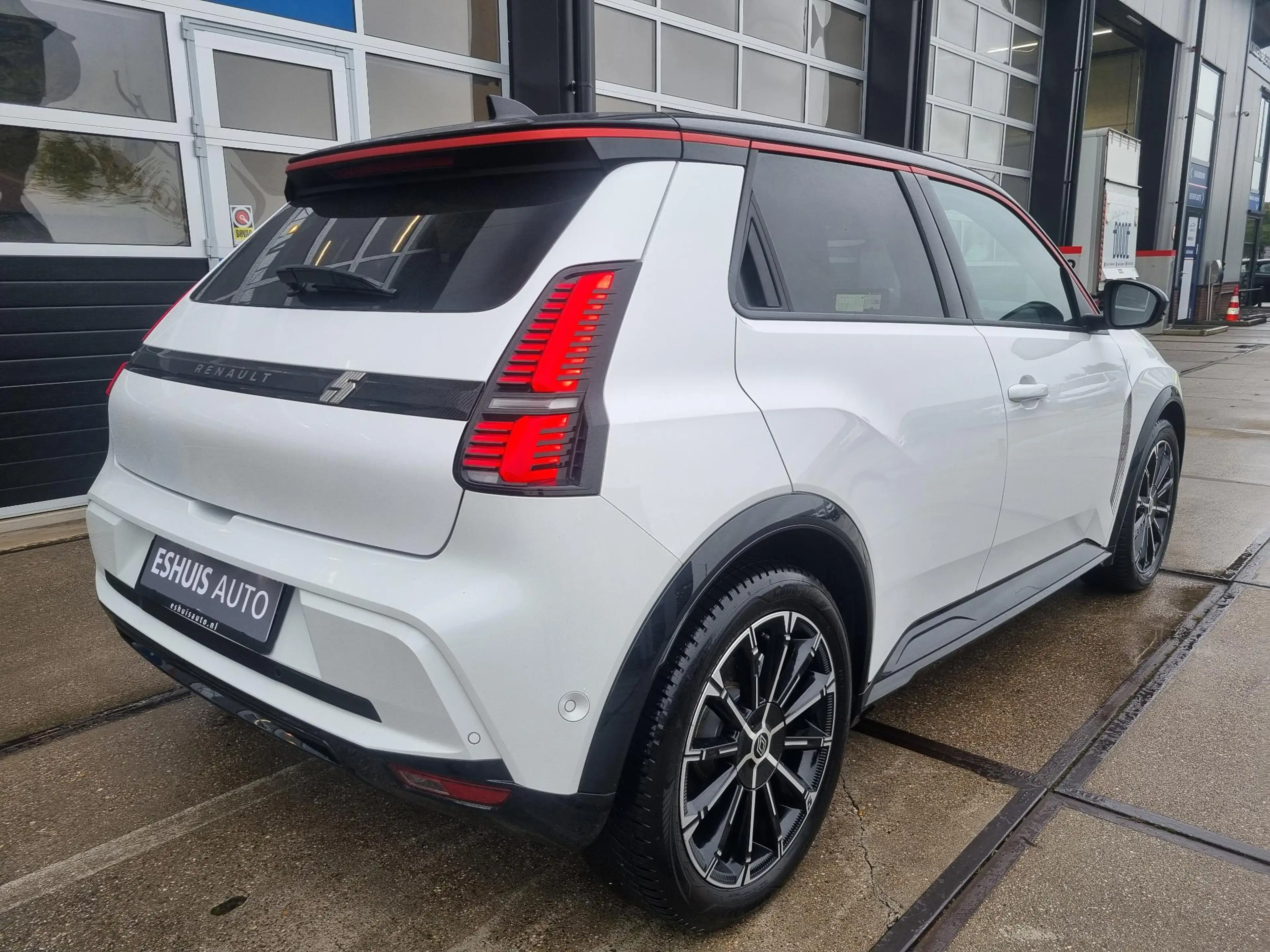Renault R 5 urban range iconic cinq 40 kWh Harman Kardon / ACC — photo 3