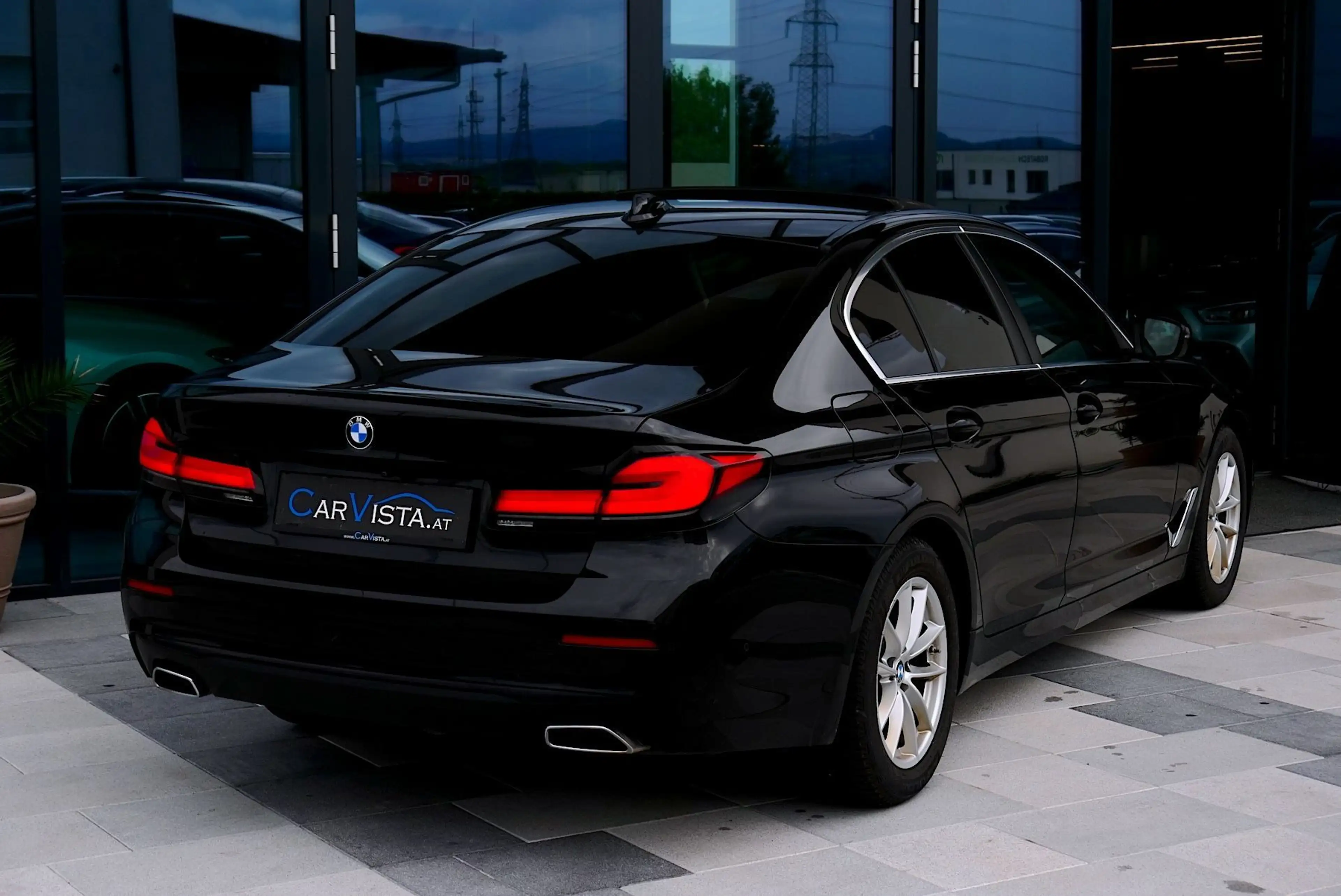 BMW 520 d Aut. *Schiebedach & Anhängerkupplung* — photo 8