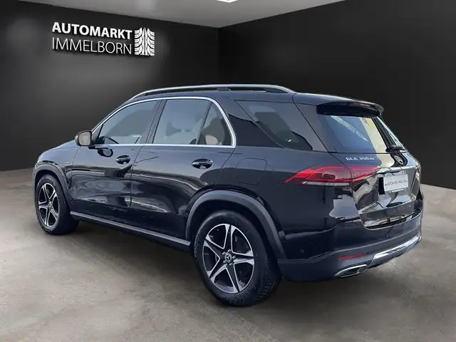 Mercedes-Benz GLE view 5