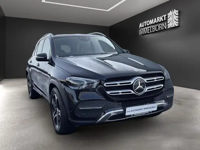 Mercedes-Benz GLE view 2