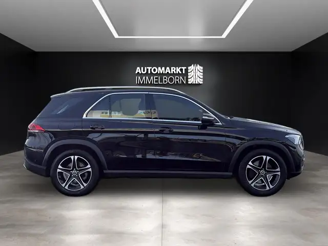 Mercedes-Benz GLE view 9