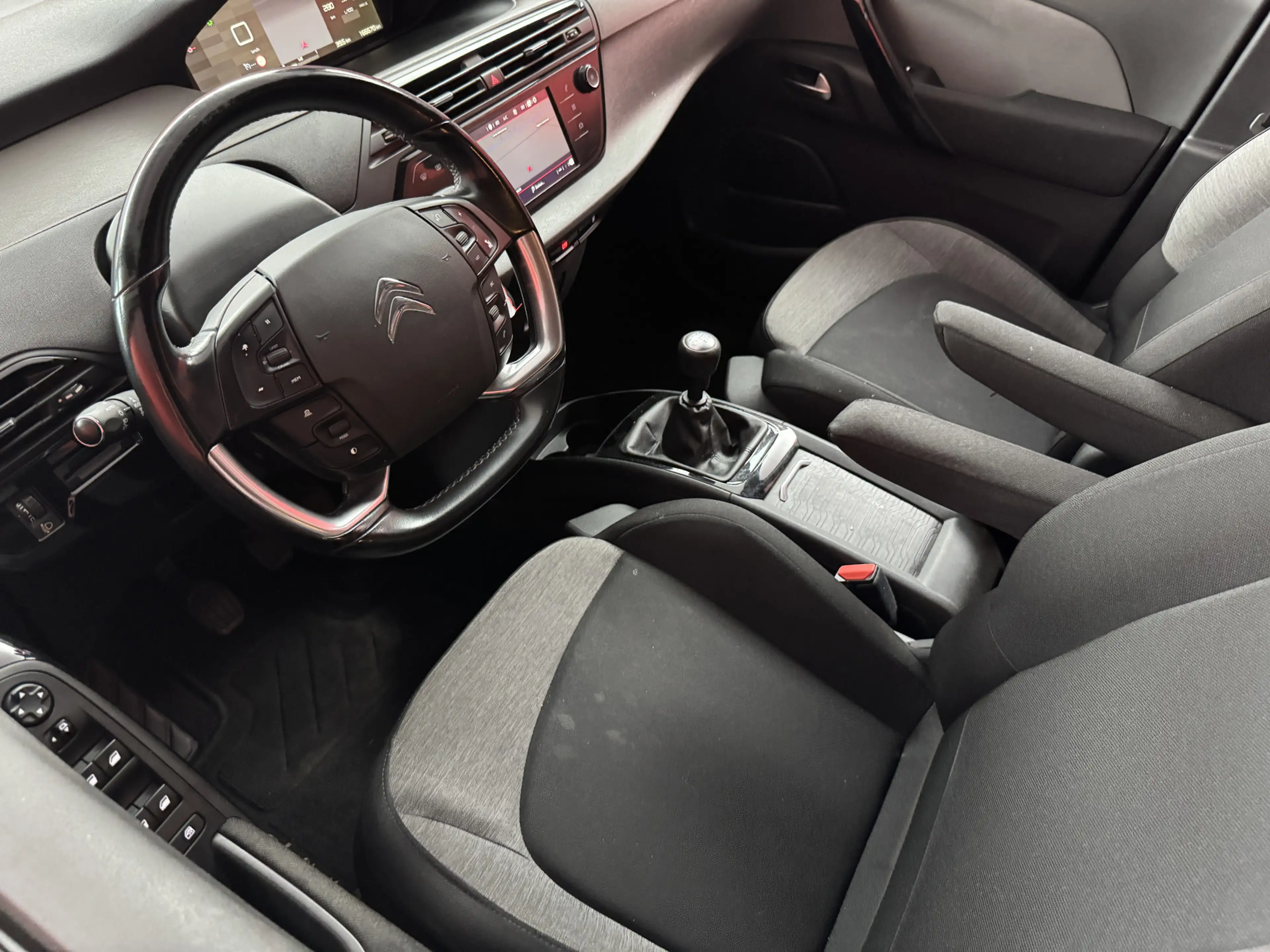 Citroen C4 Picasso 1.2 PureTech Shine | Nieuw Binnen! | Stoelverwarmi — photo 11